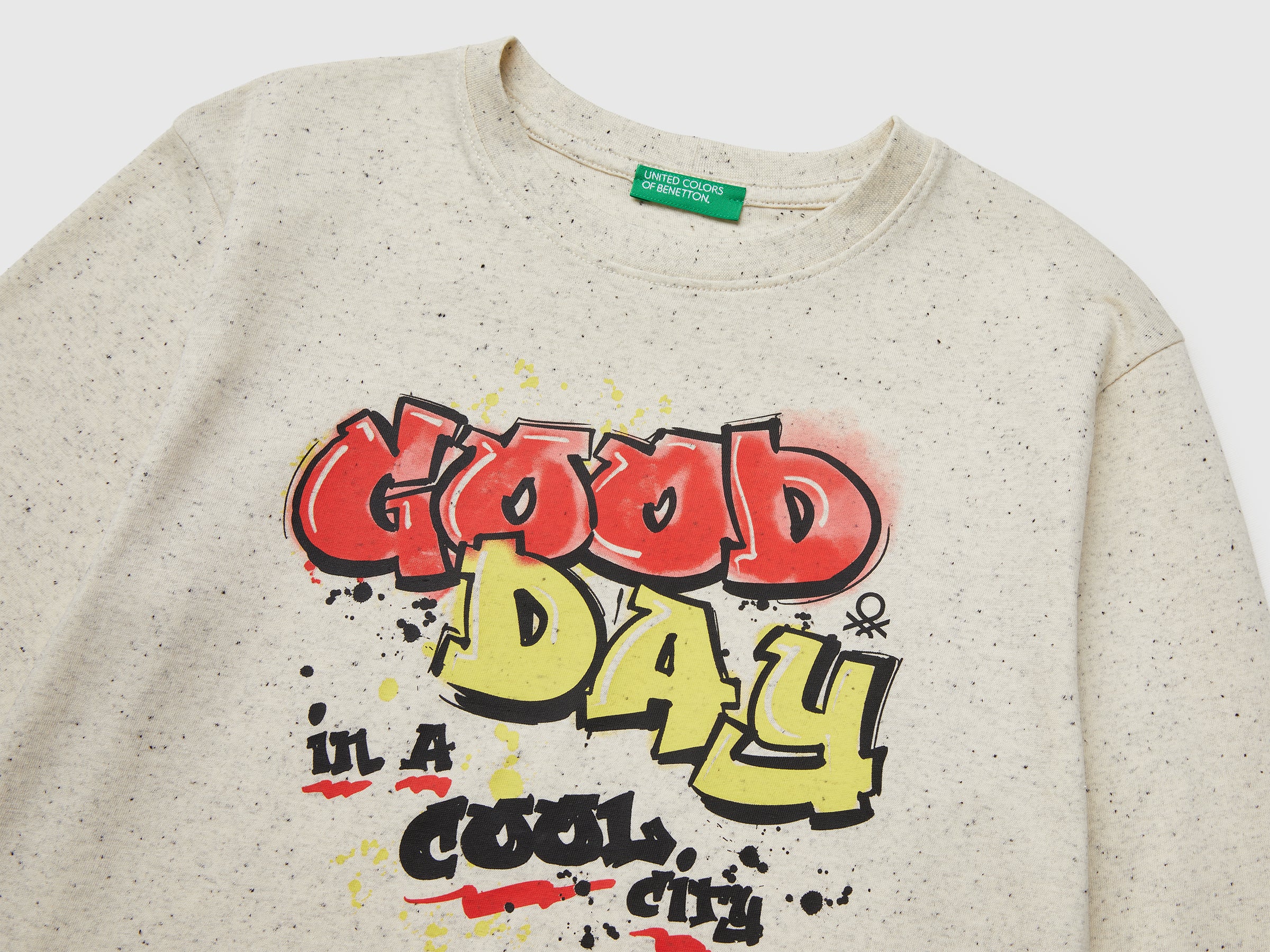 T-shirt com estampa grafite - ucb_image_DS1