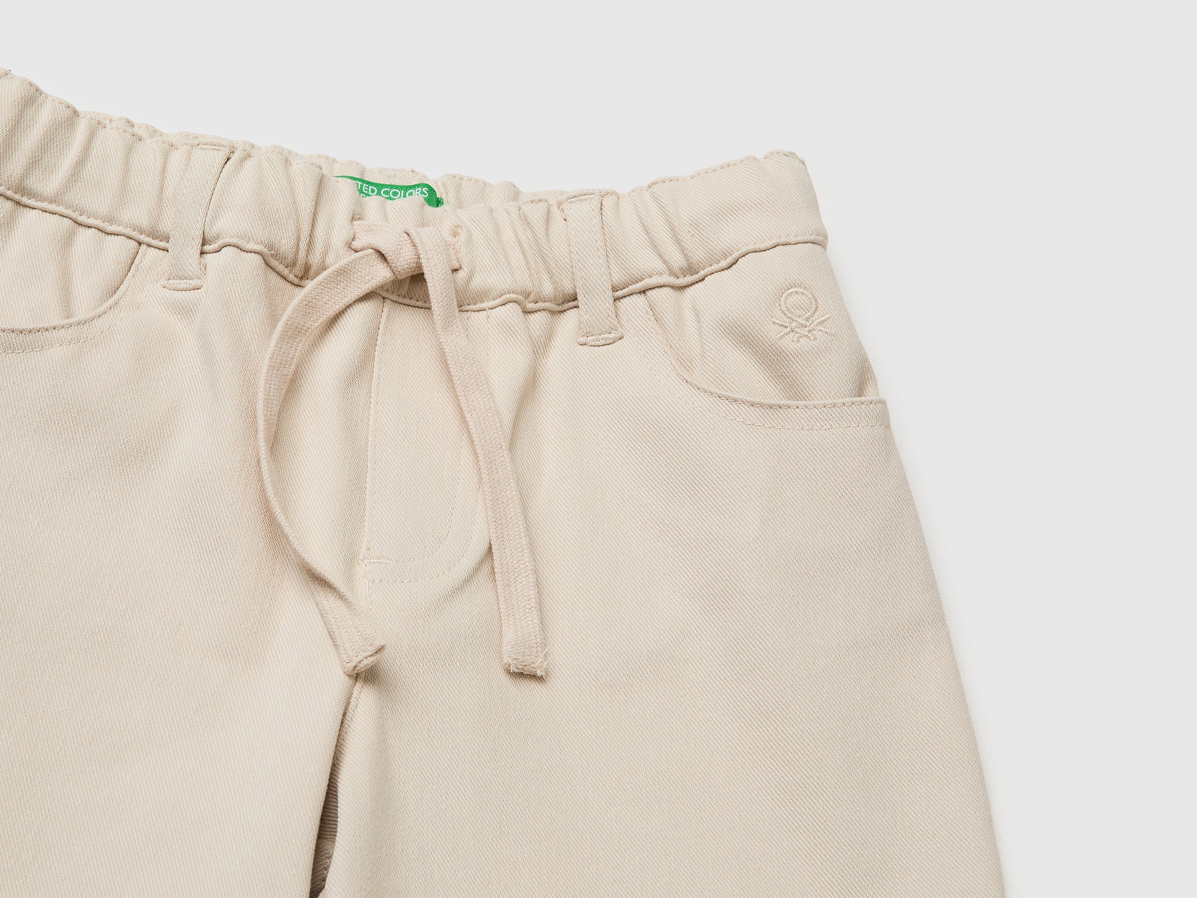 Stretch twill Bermuda shorts - ucb_image_DS1