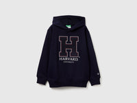 Sweat com capuz ©Harvard University - ucb_image_FS
