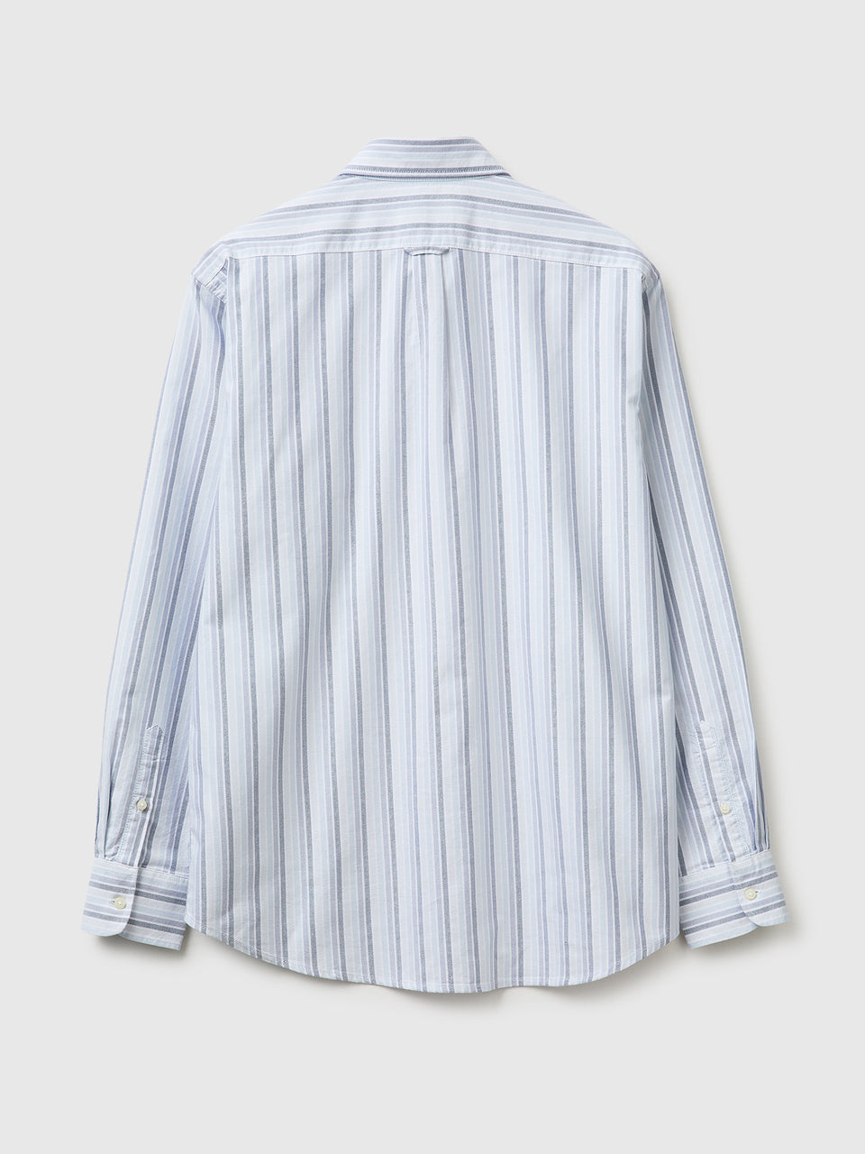 Camisa azul-claro às riscas button down - ucb_image_BS