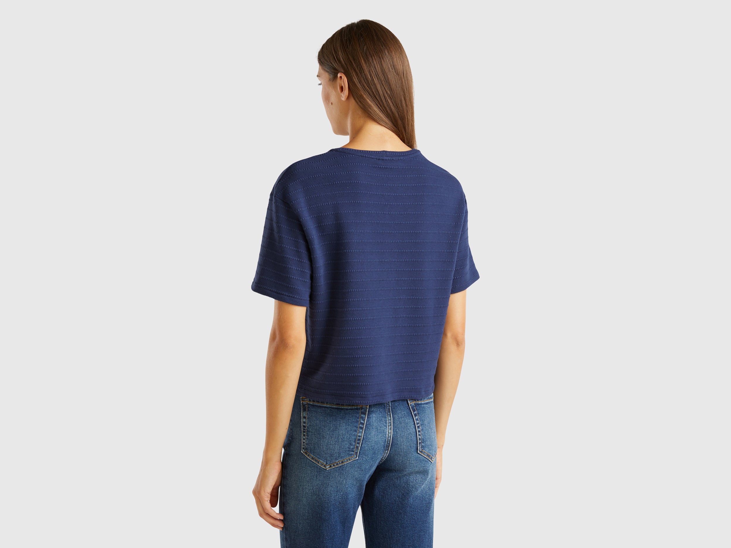 T-shirt de gola redonda com bolsos pequenos - ucb_image_B
