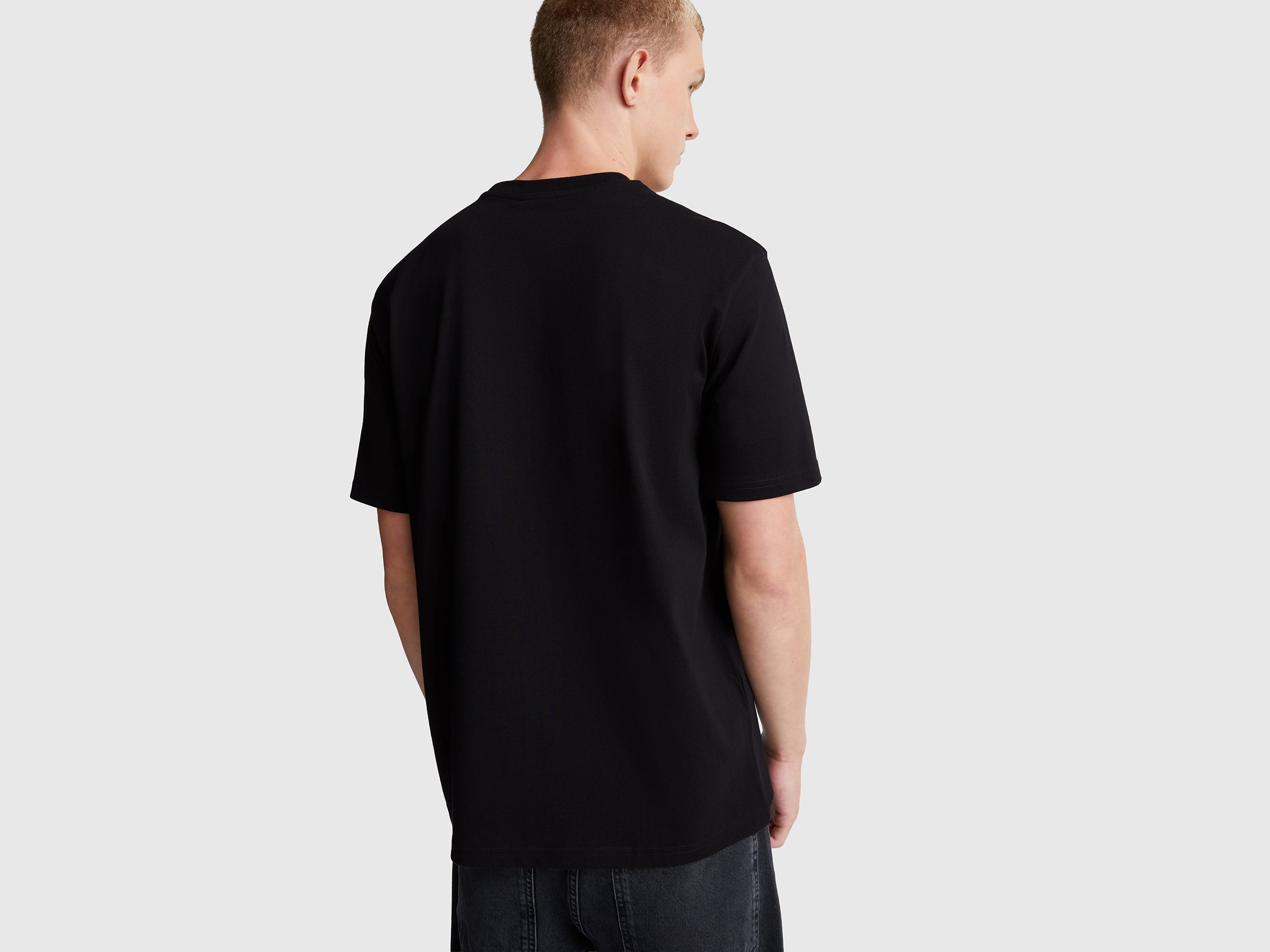 T-shirt relaxed fit com estampa - ucb_image_B