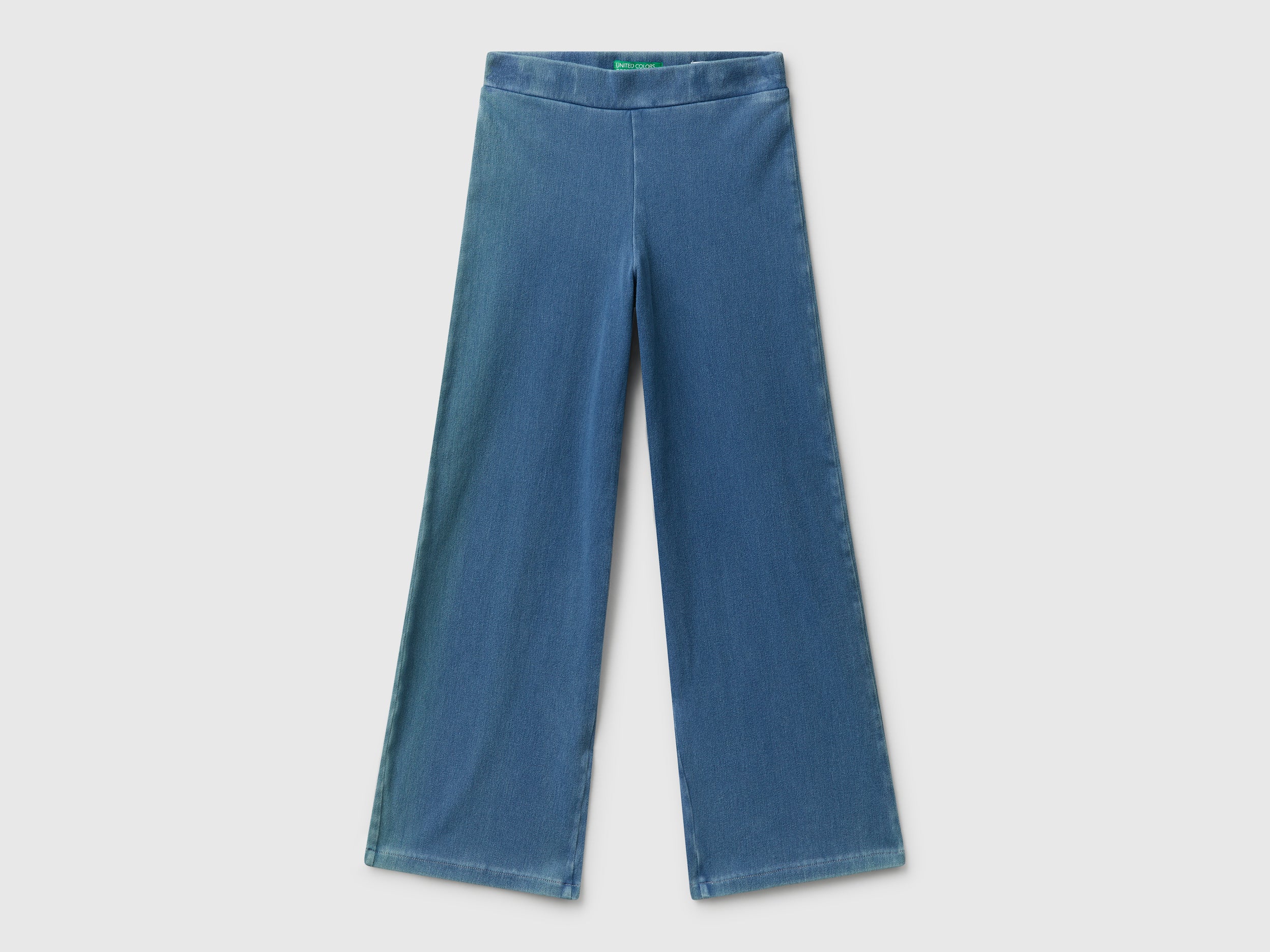 Wide fit super stretch jeans - ucb_image_FS