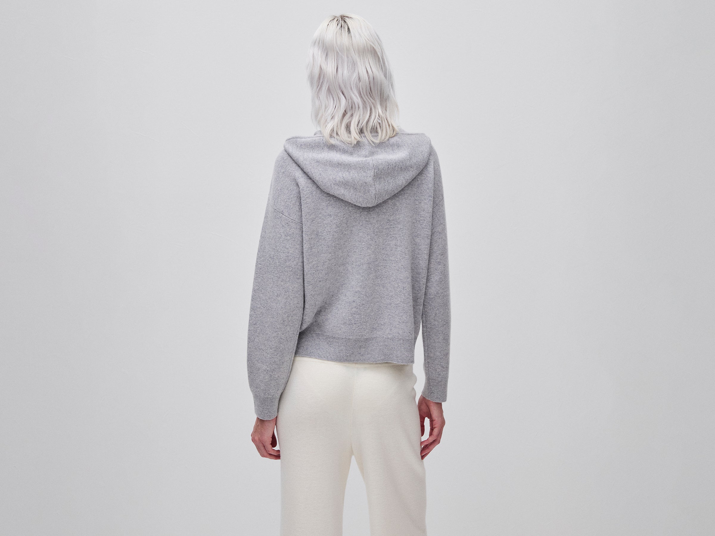 Sweat de malha com capuz - ucb_image_B