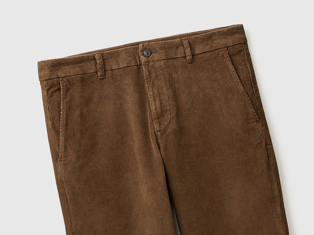 Calças slim fit em veludo stretch - ucb_image_FY