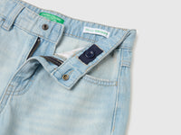 Denim Bermuda shorts with pockets - ucb_image_DS1