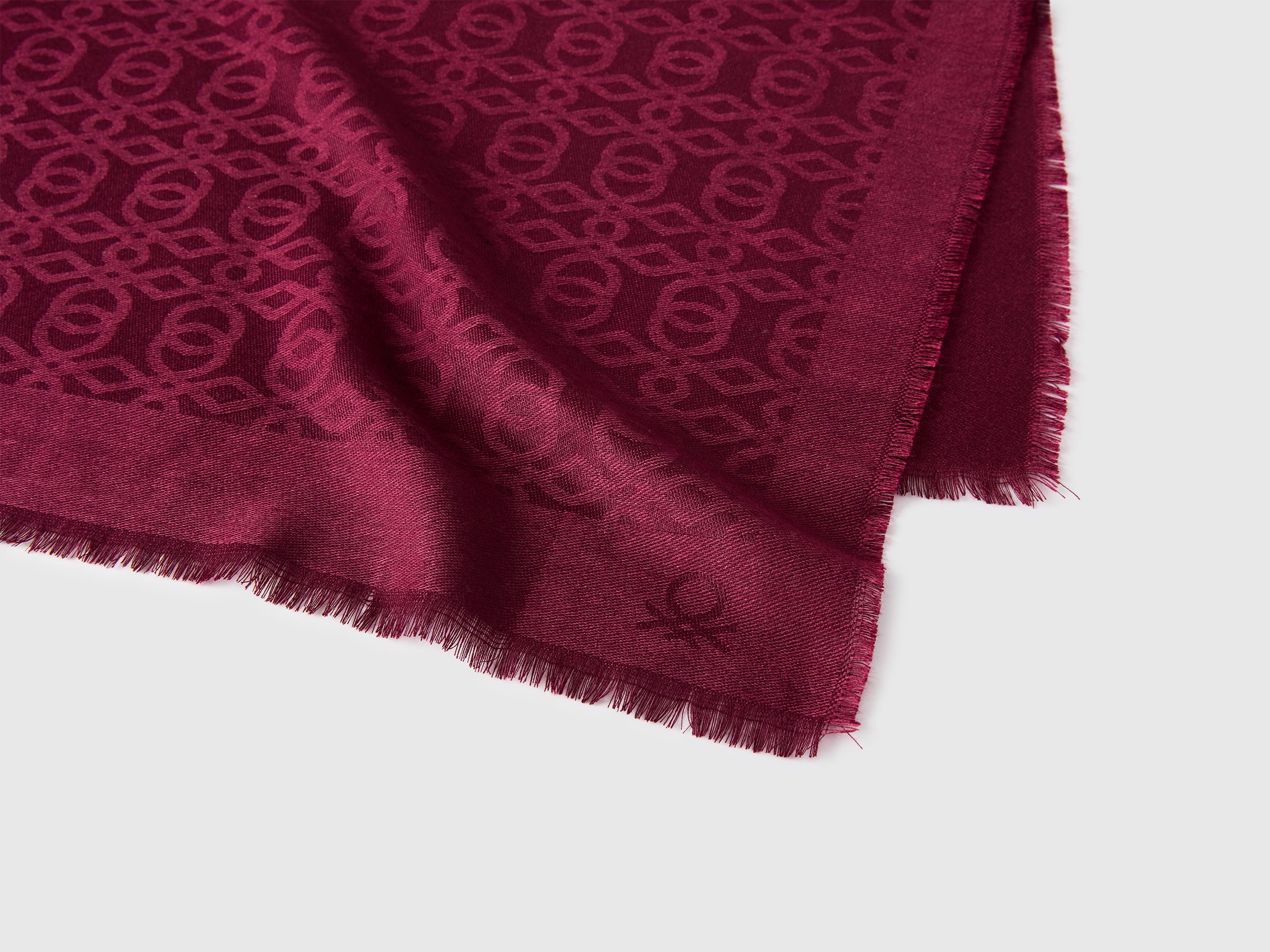 Jacquard scarf - ucb_image_DS1