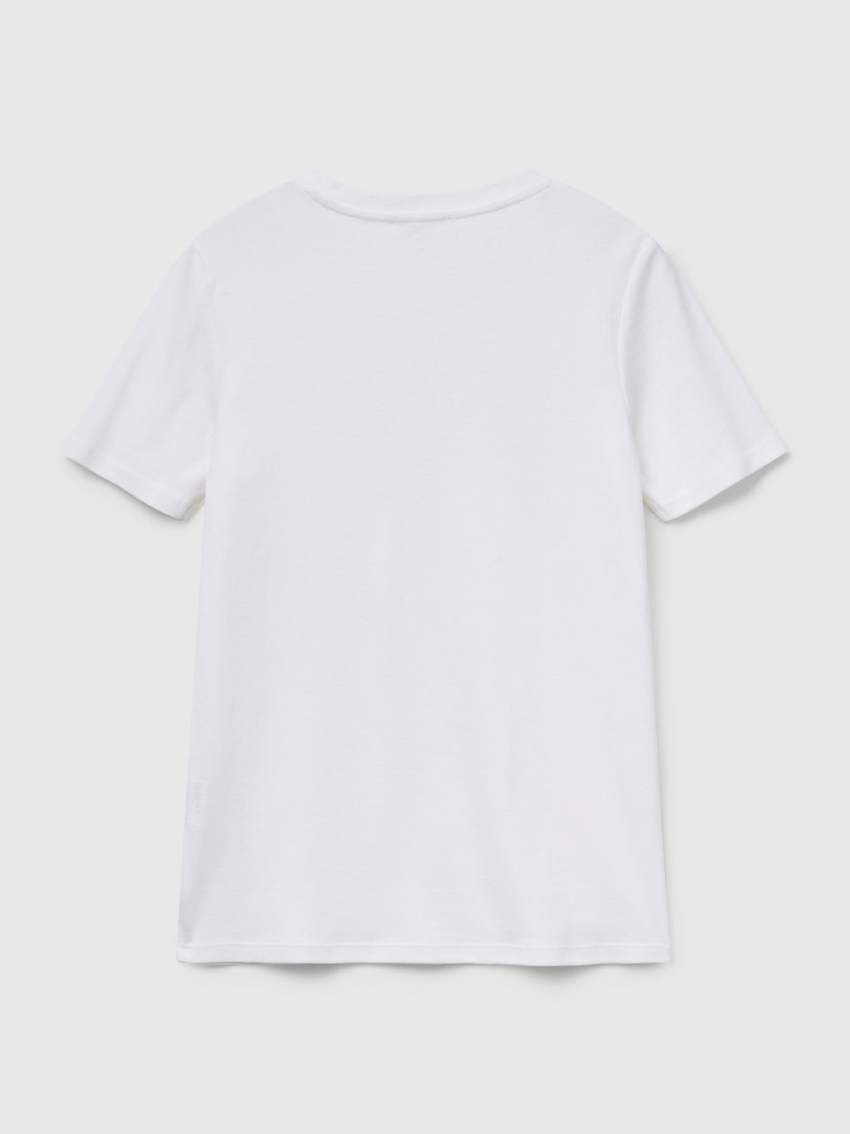 T-shirt em algodão puro com decote em V - ucb_image_BS