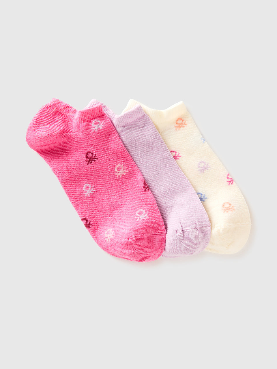 Three pairs of short socks - ucb_image_FS