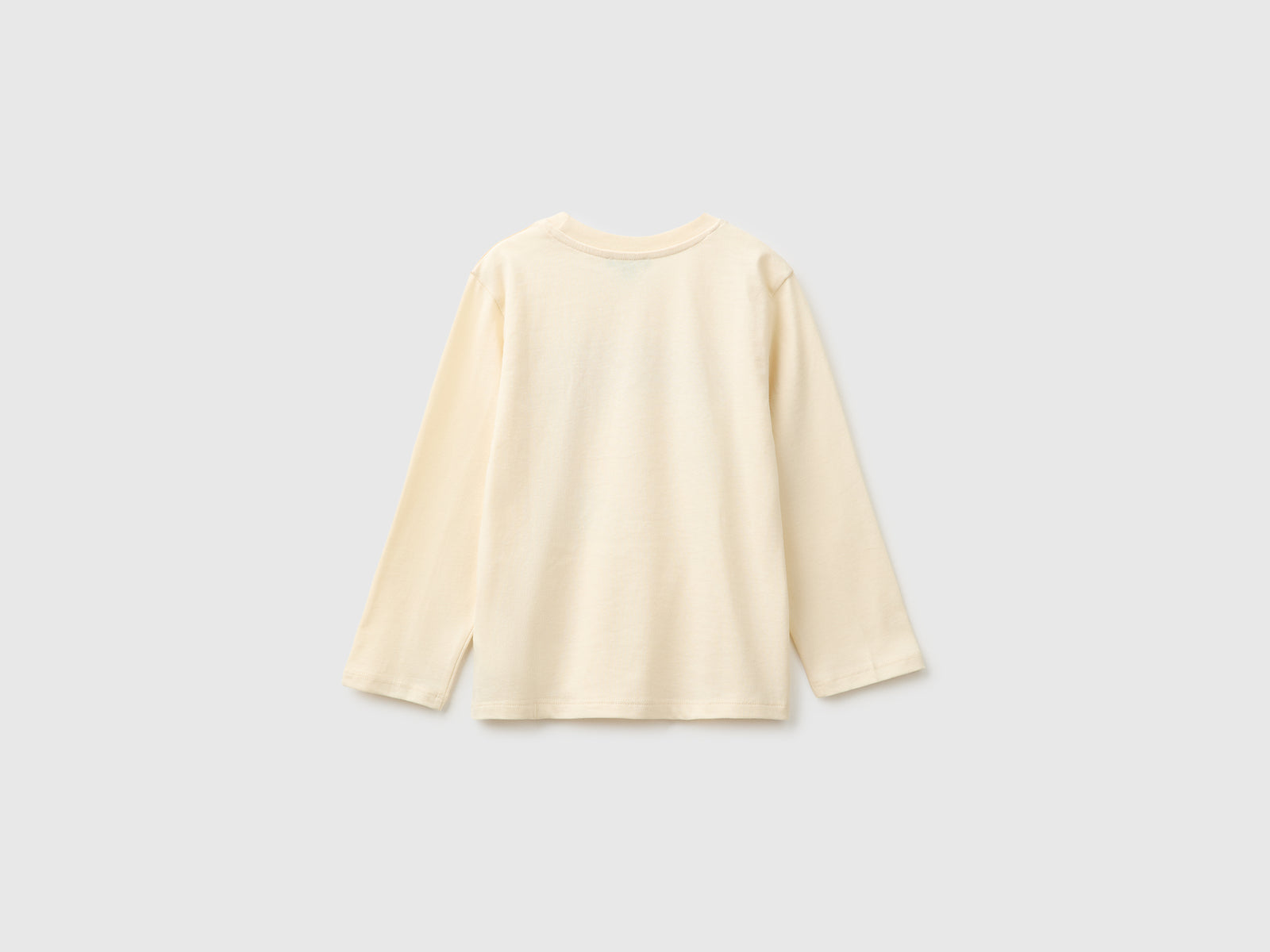 T-shirt com estampa e bordado - ucb_image_BS