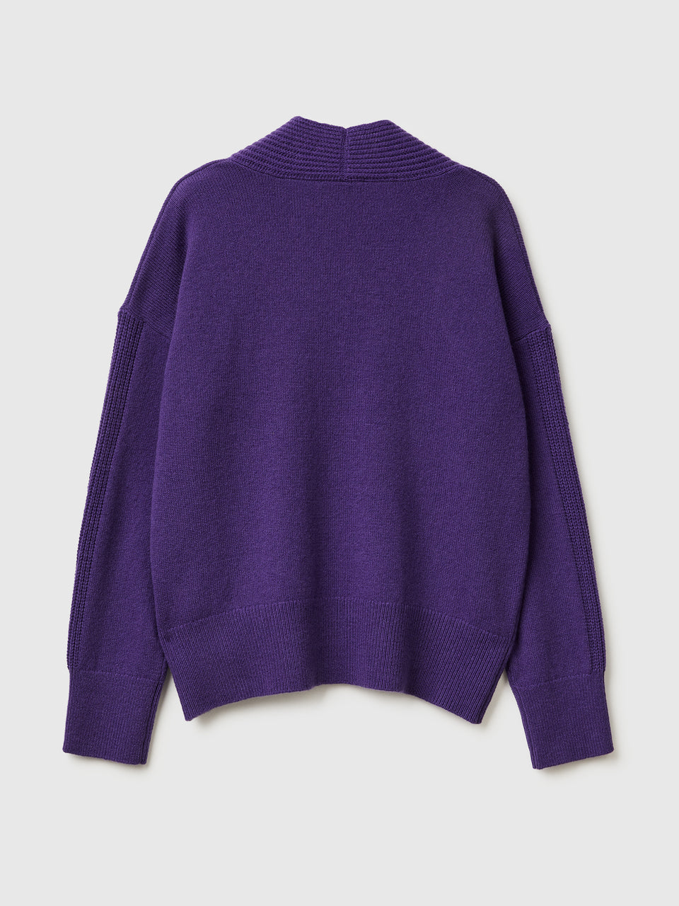 Camisola decote em V 100% lã - ucb_image_BS