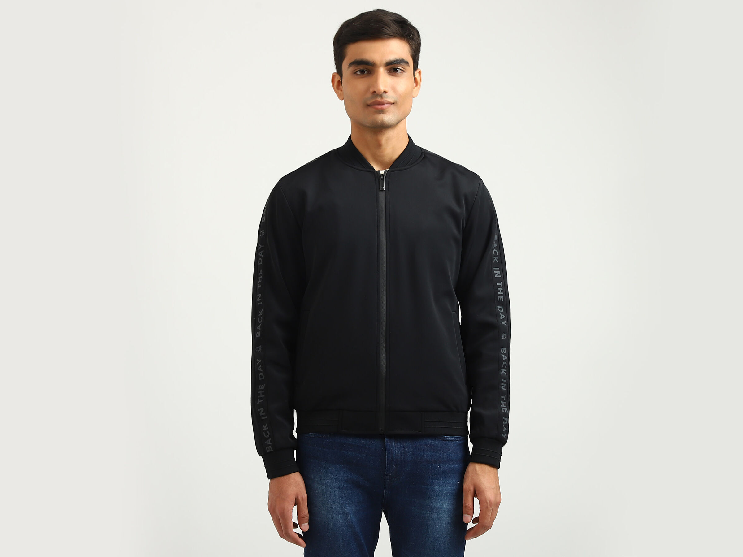 SLEEVE PRINT NEOPRENE KNIT JACKET image number 0
