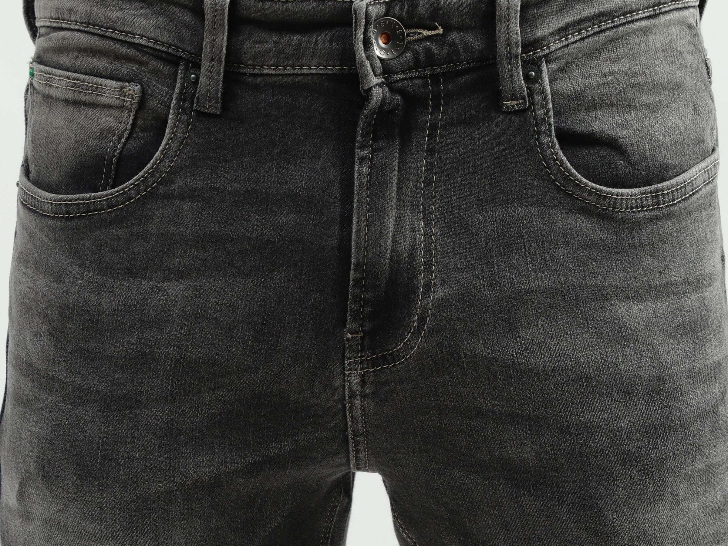 Low Crotch Faded Grey High Stretch Jeans image number 4