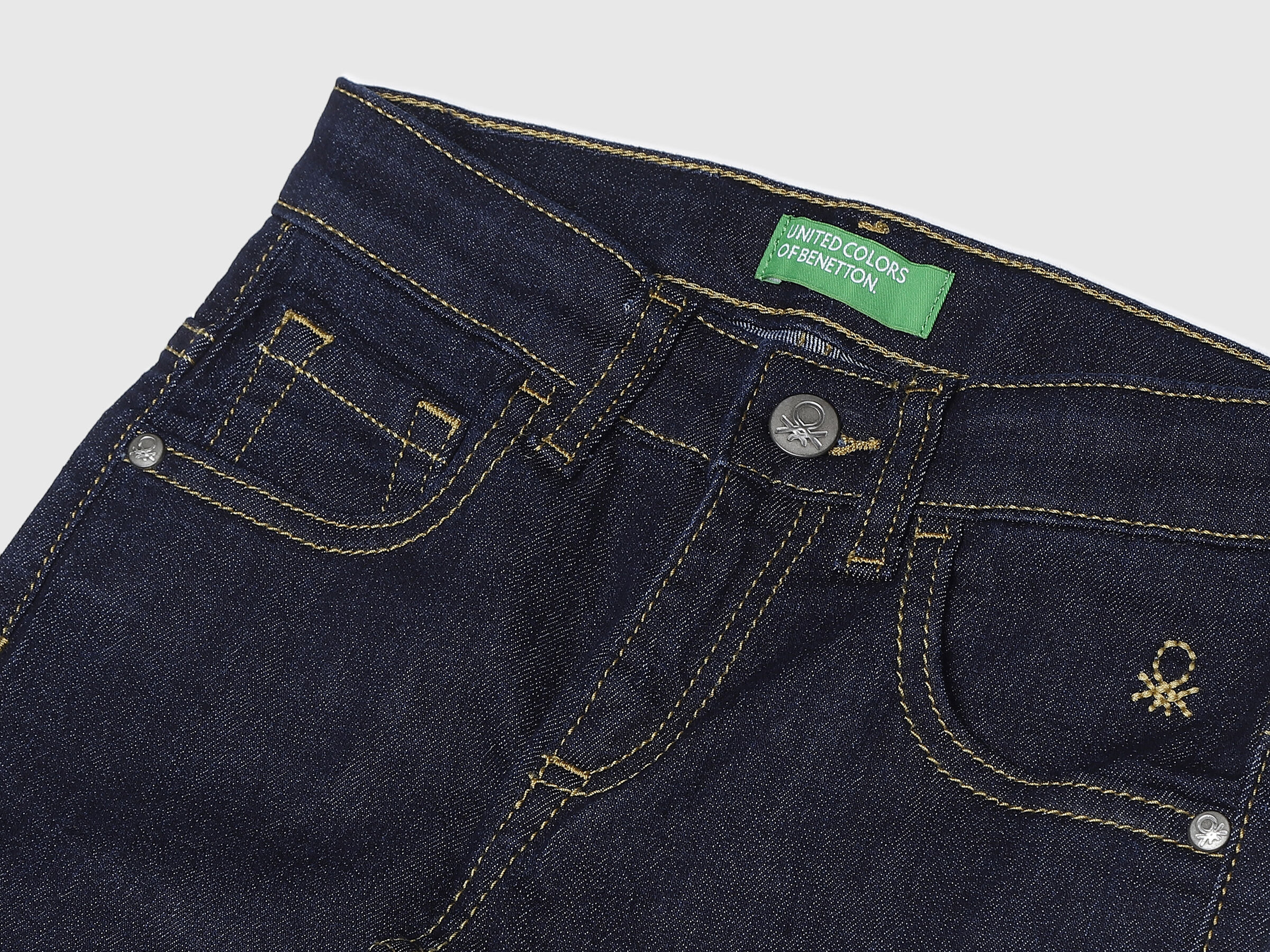 Rinse Wash Navy Denim-Solid image number 2