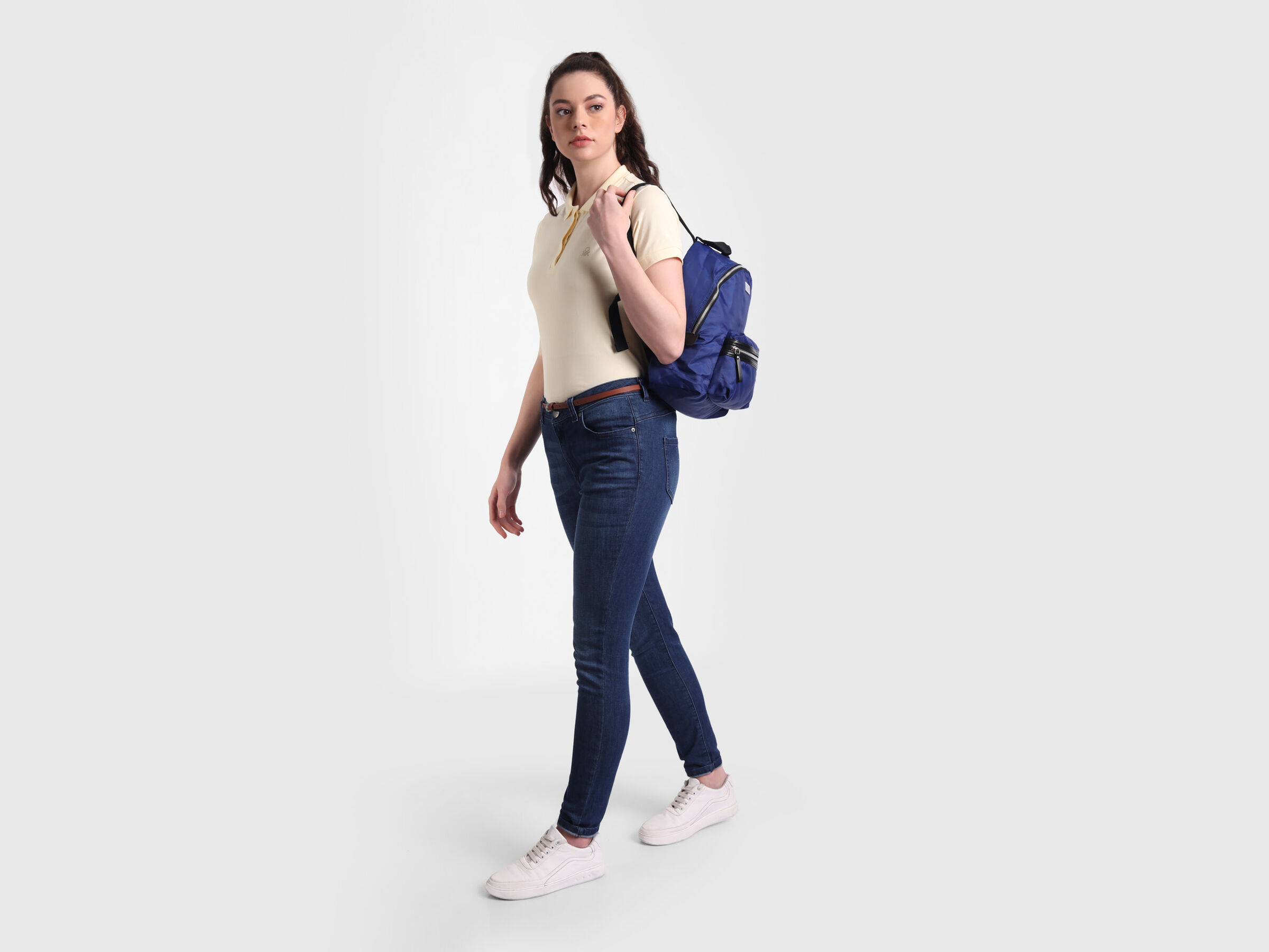 Basic 5 pocket skinny jeans image number 3