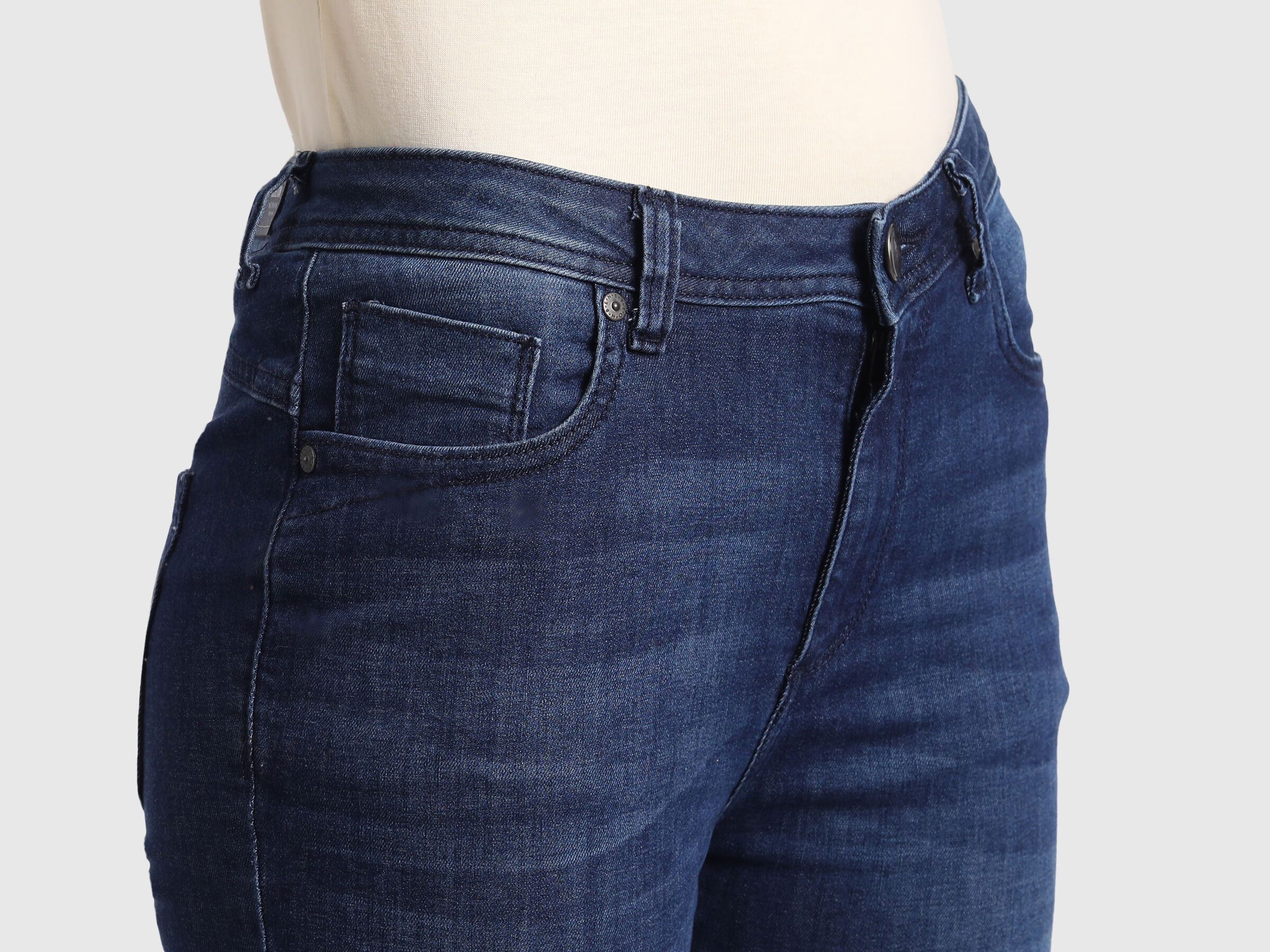 Basic 5 pocket skinny jeans image number 5