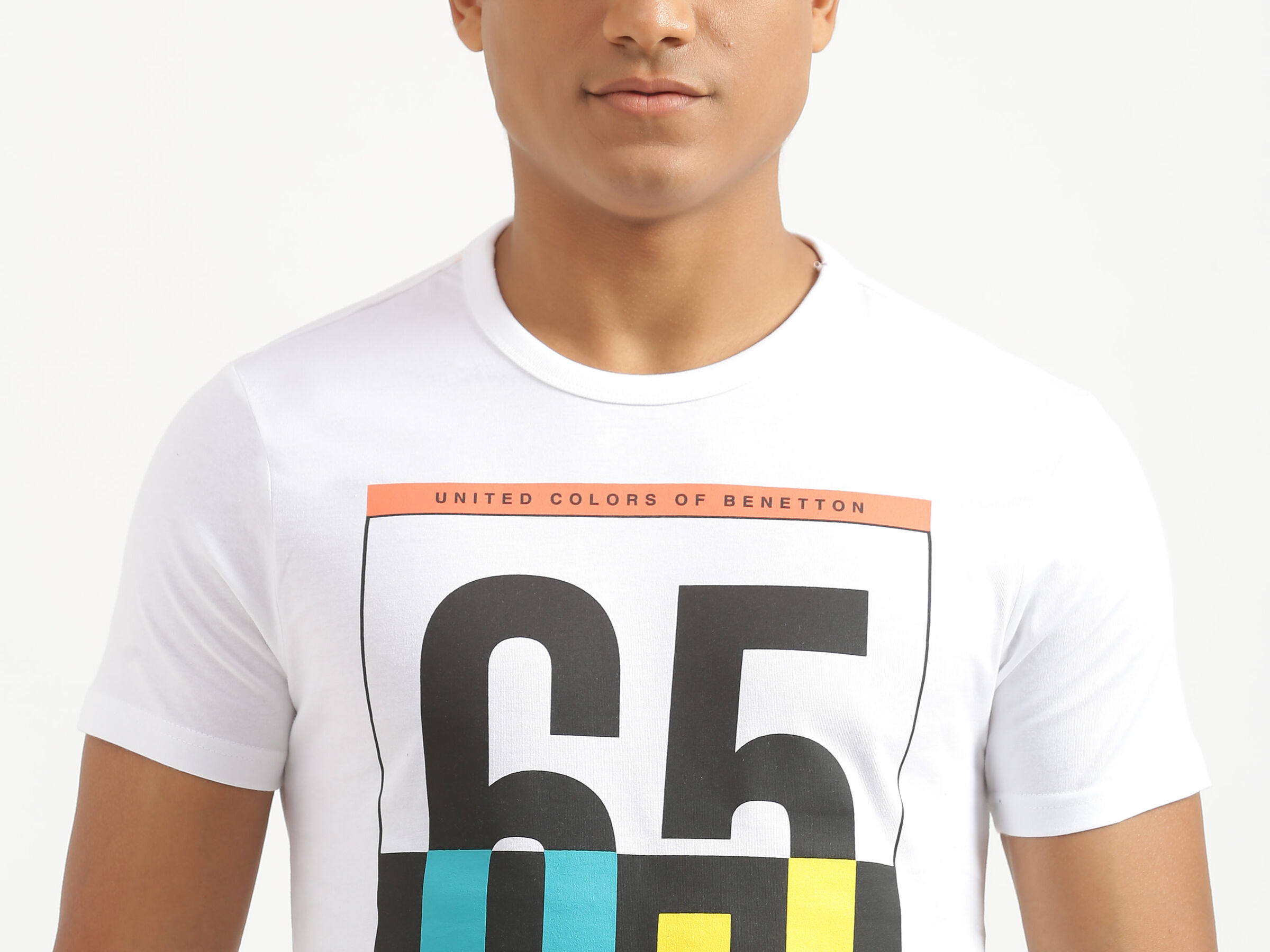 MULTICOLOR BRANDED TEE image number 4
