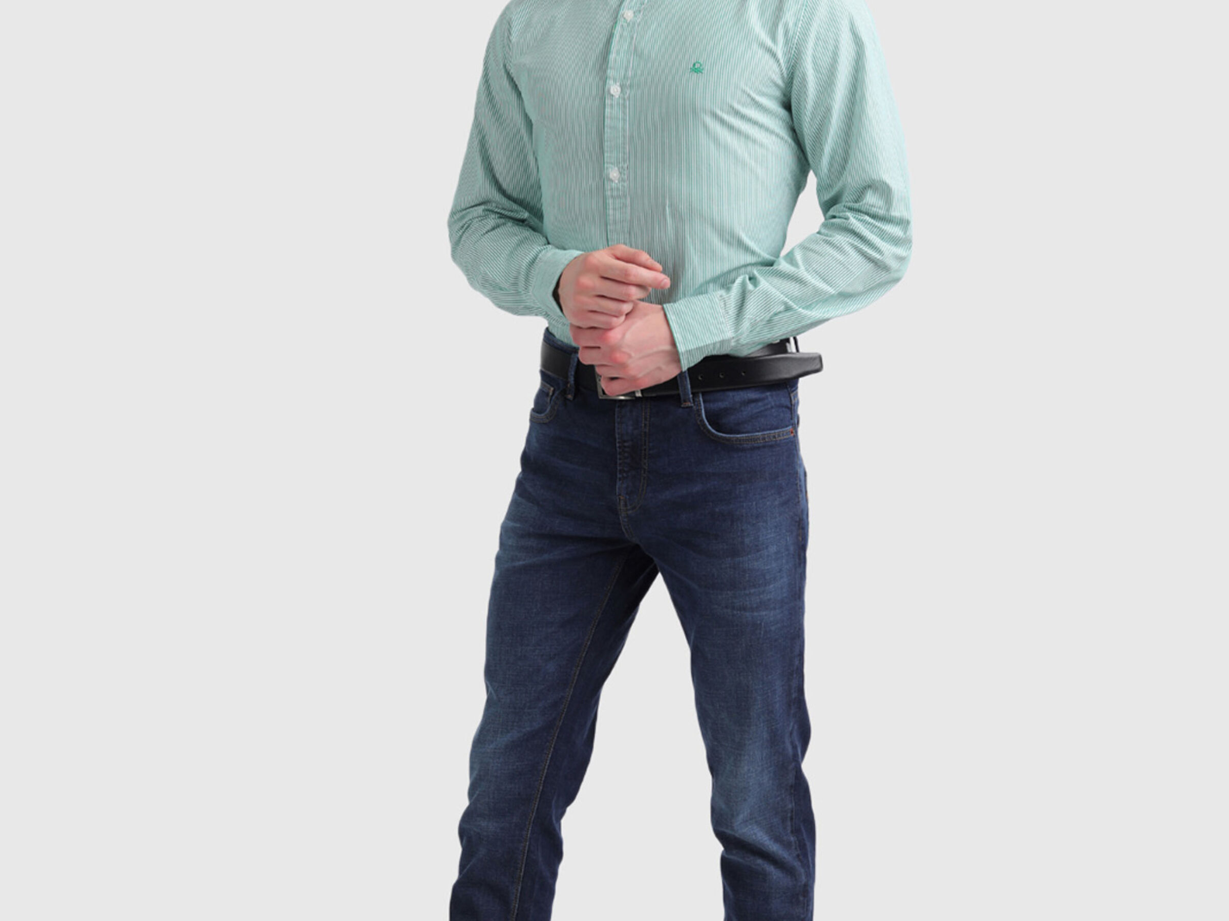 Mid Shade Washed  Skinny Jeans image number 3