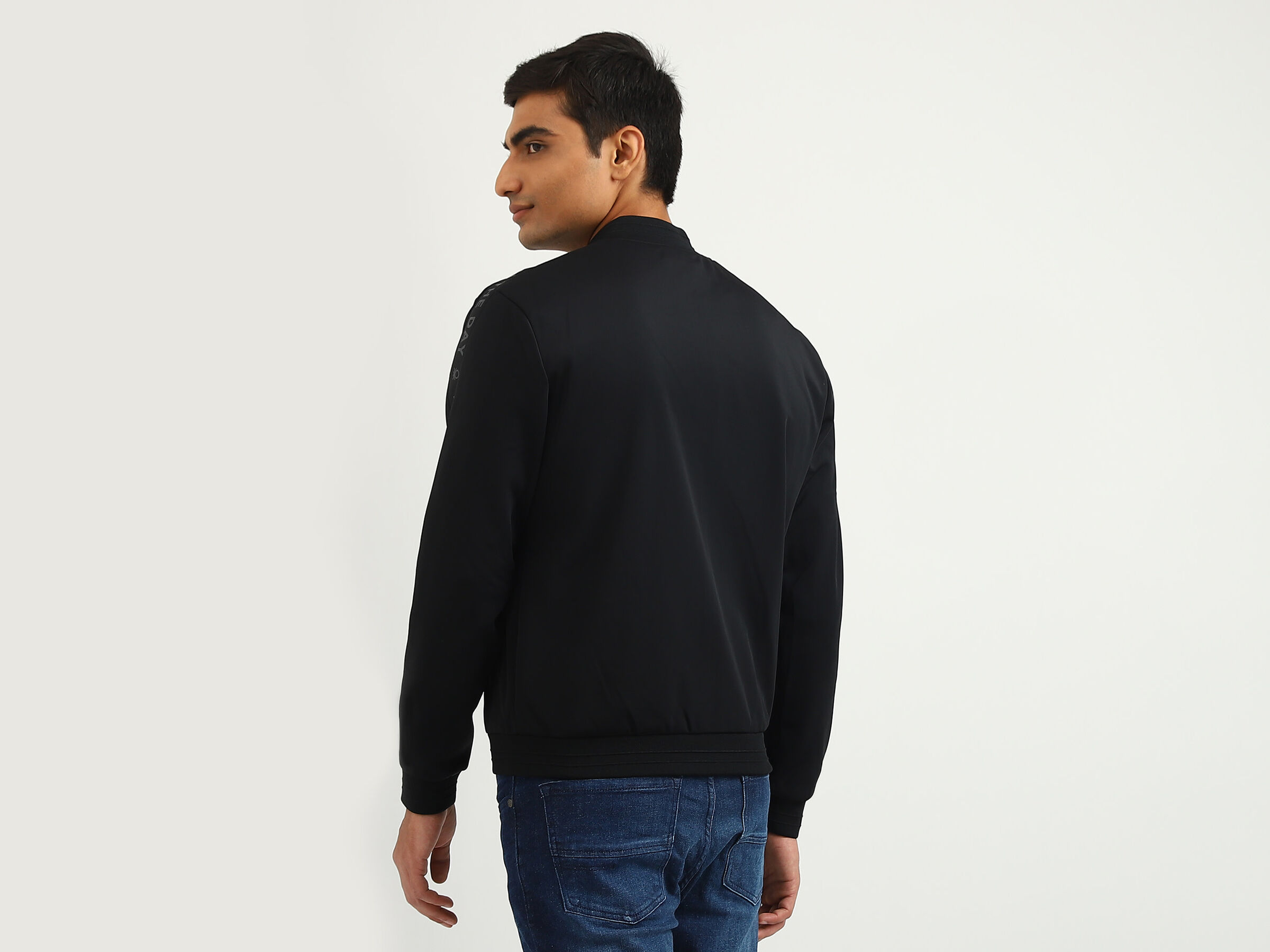 SLEEVE PRINT NEOPRENE KNIT JACKET image number 2