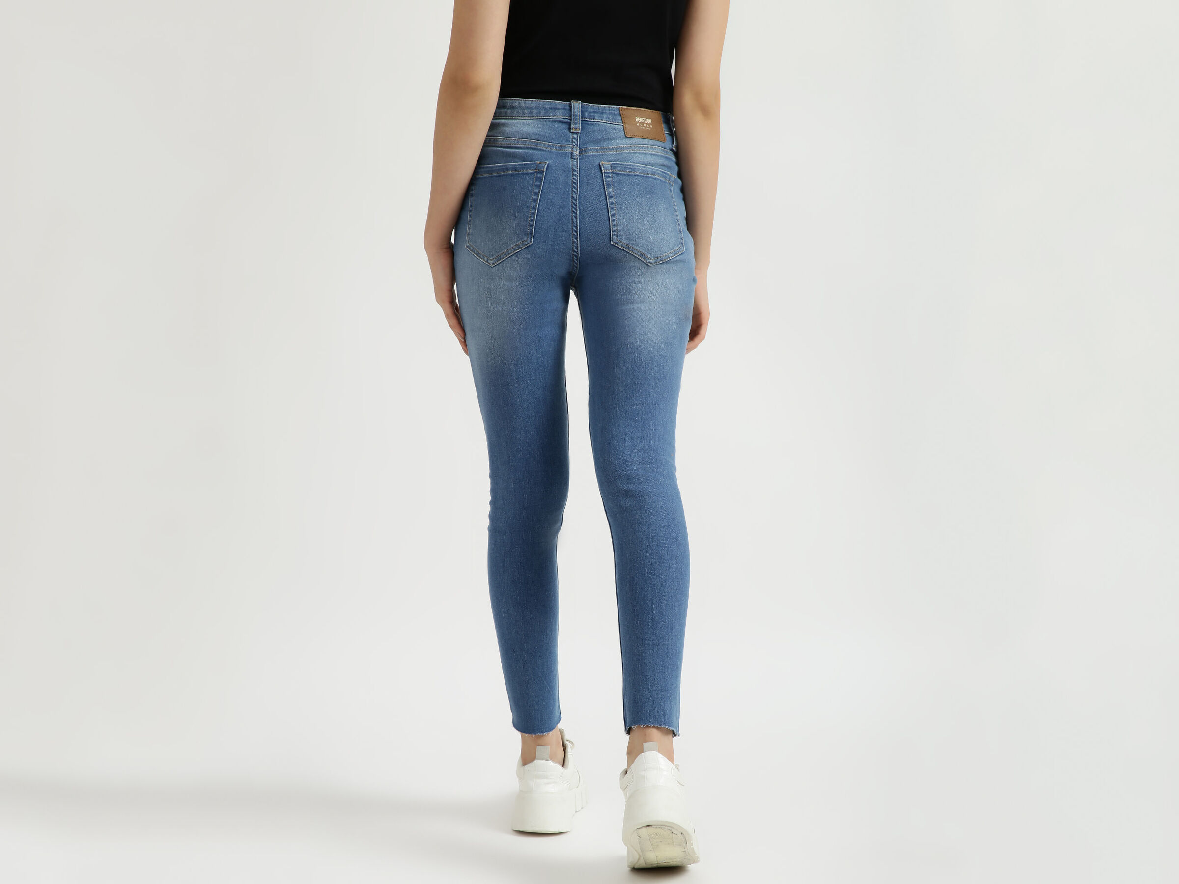 Skinny With Benetton Embroidery image number 2
