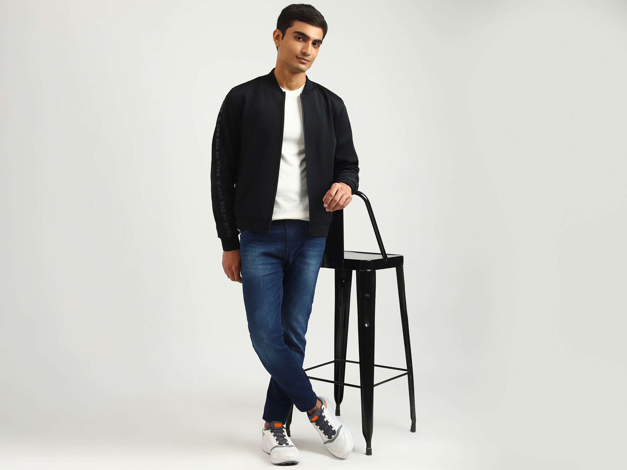 SLEEVE PRINT NEOPRENE KNIT JACKET image number 4