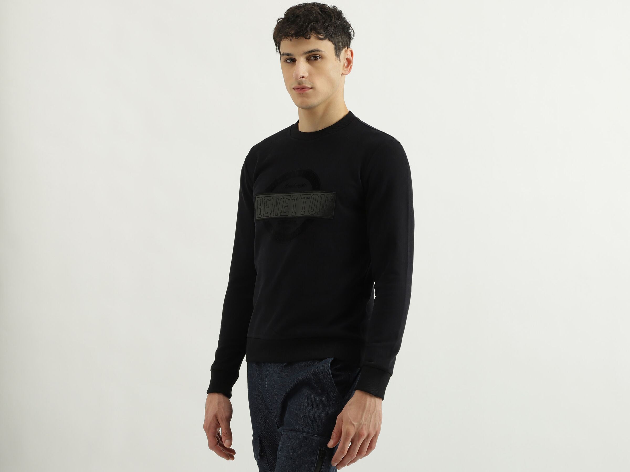 FAUX LEATHER PATCH BRANDING SWEAT image number 1
