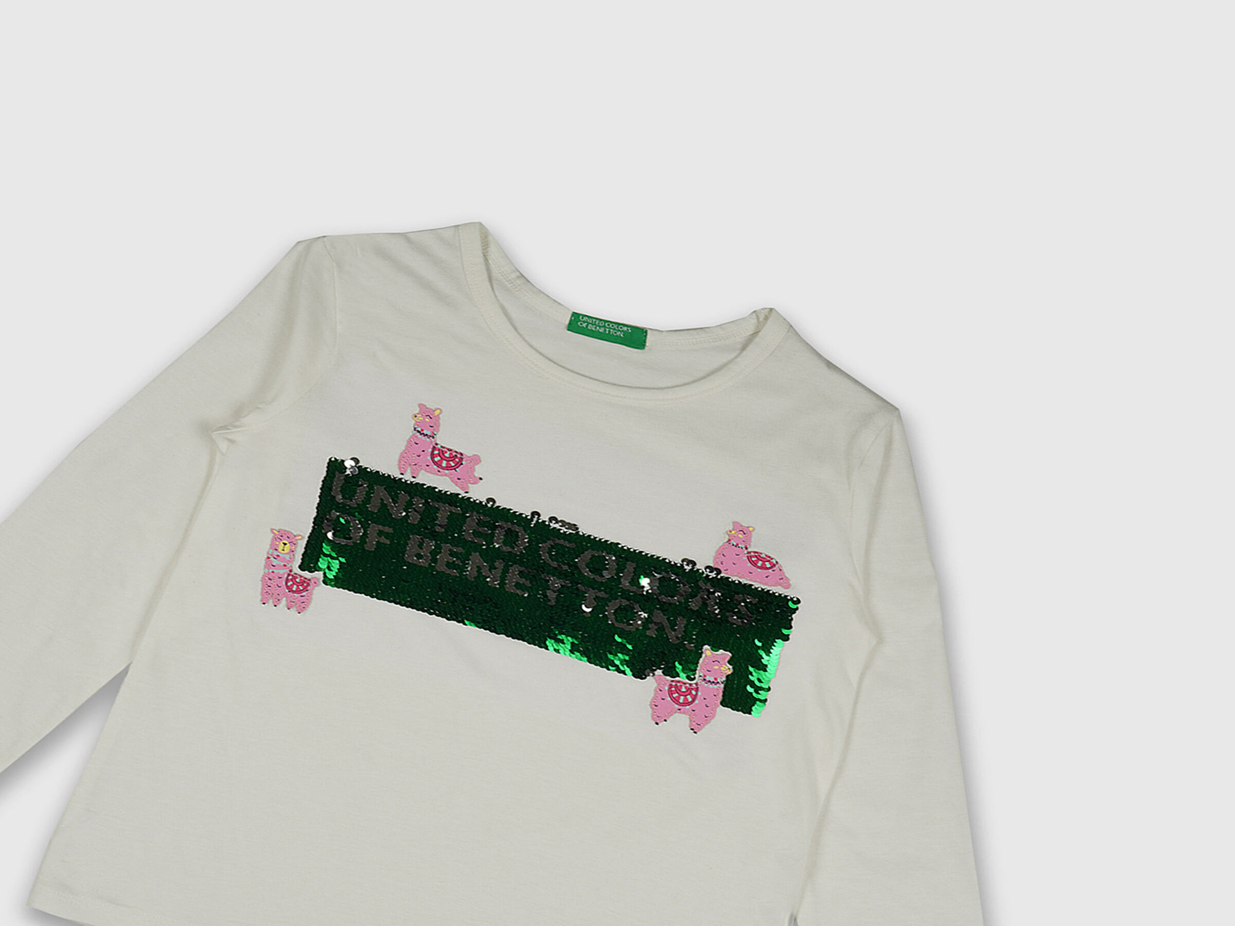 Banner With Llama Tee Long image number 2