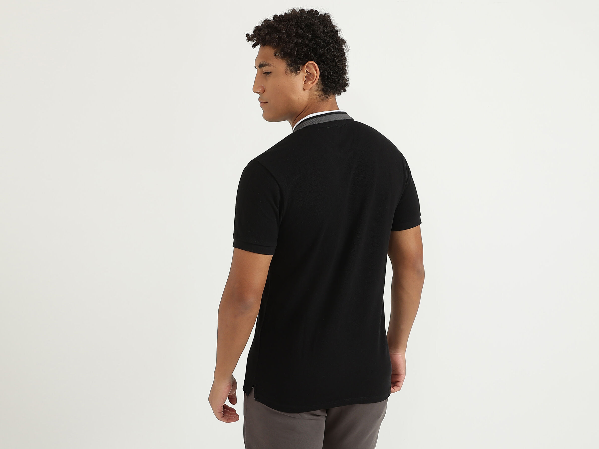 EMB LOGO POLO image number 2