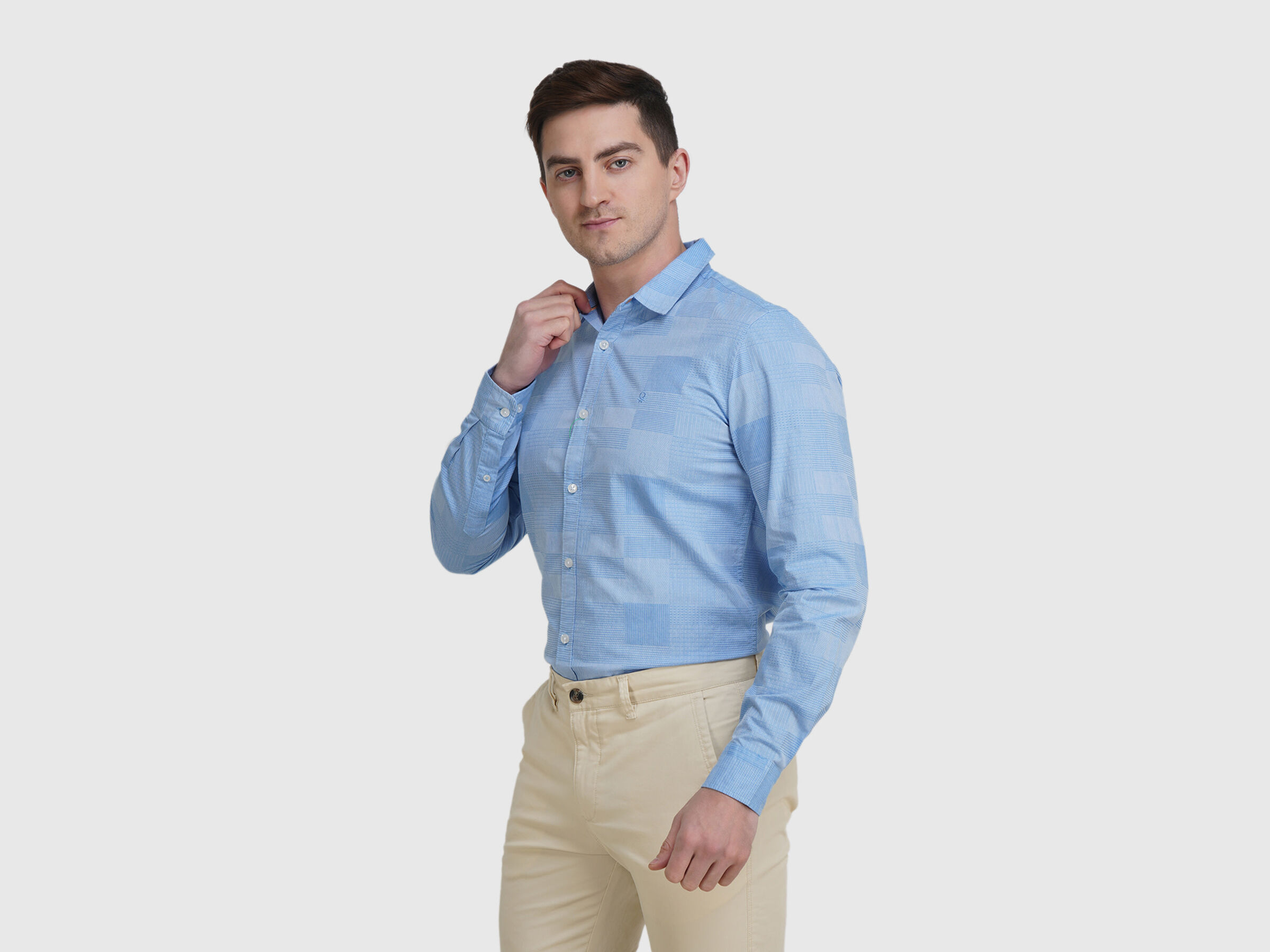 Fill Sleeve Dobby Chambray Shirt image number 1