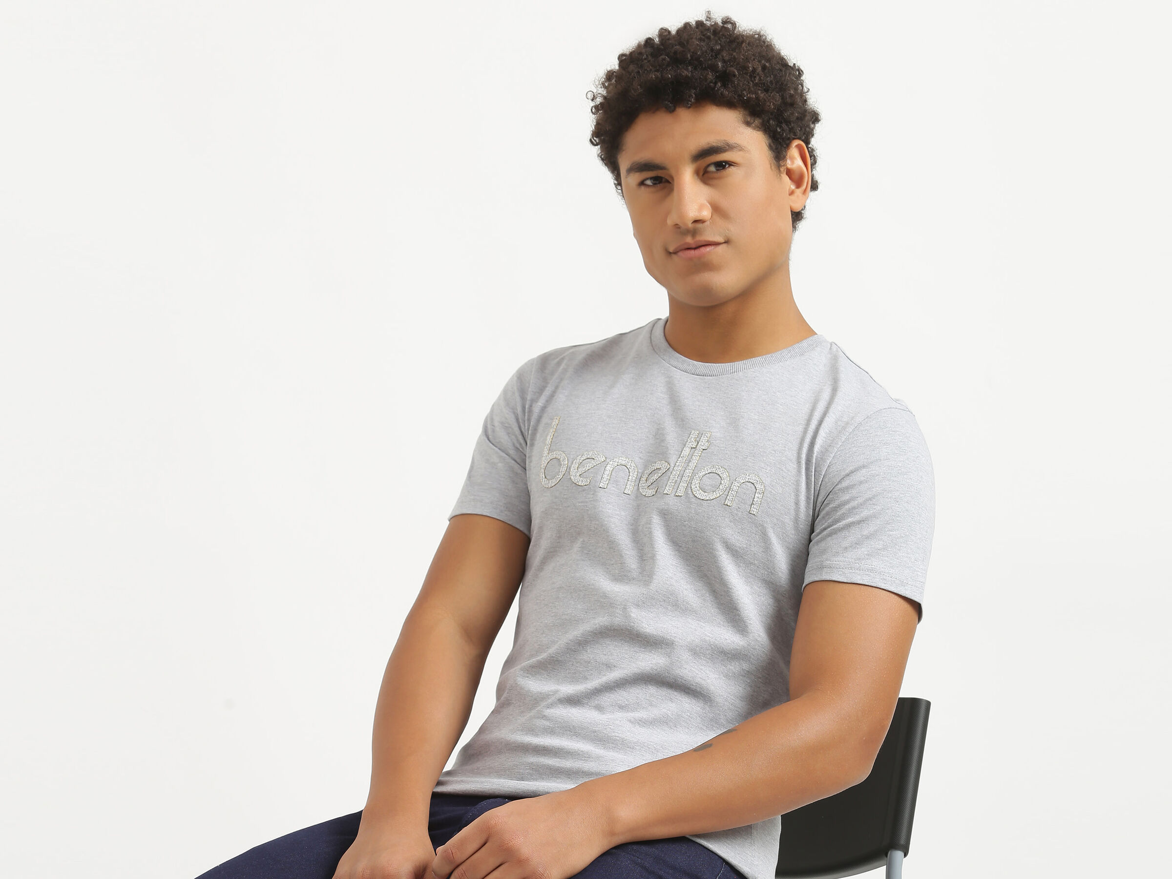 LASER CUT BENETTON TEE image number 5