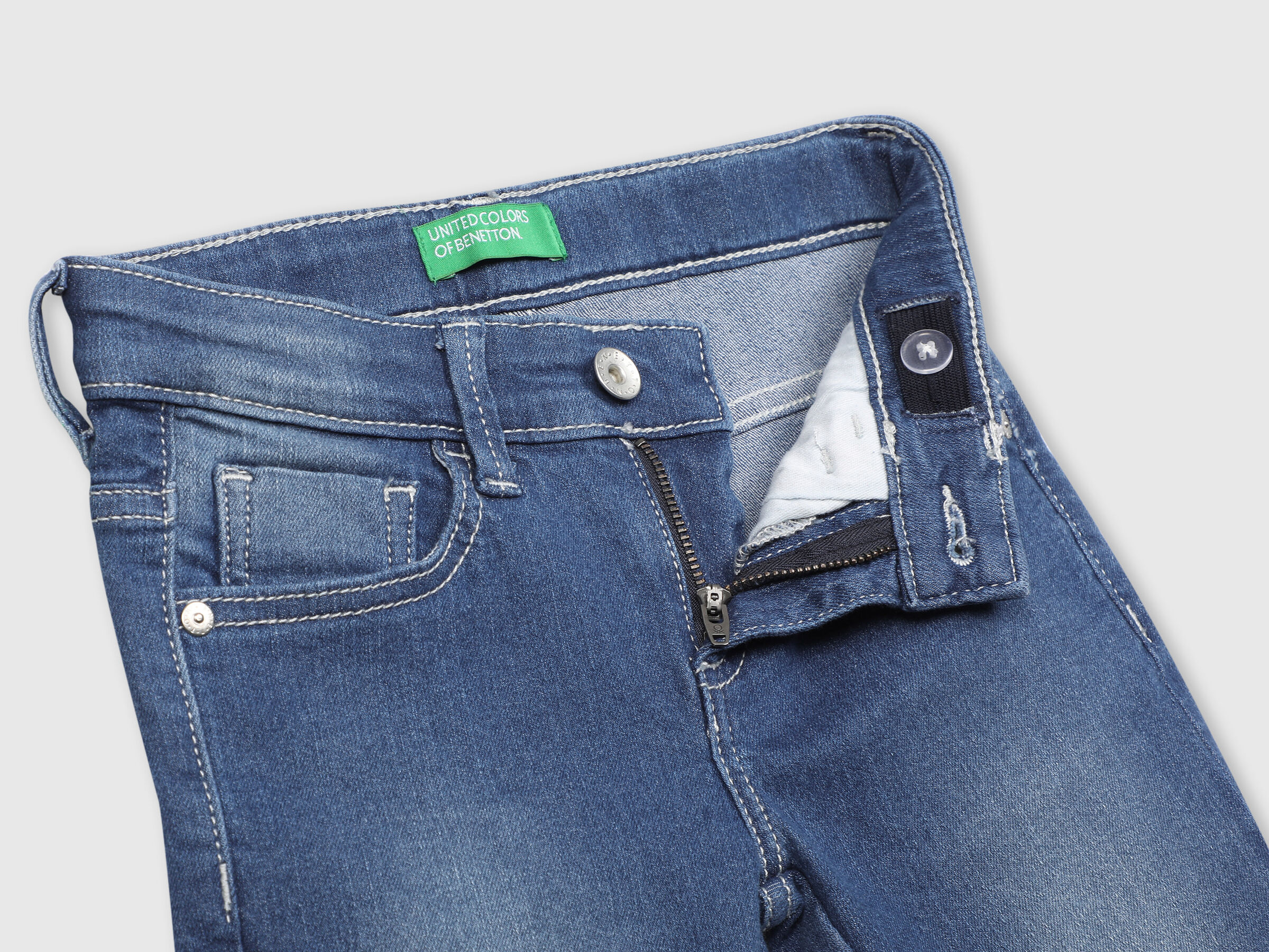 Block denim jeans with glitter image number 2