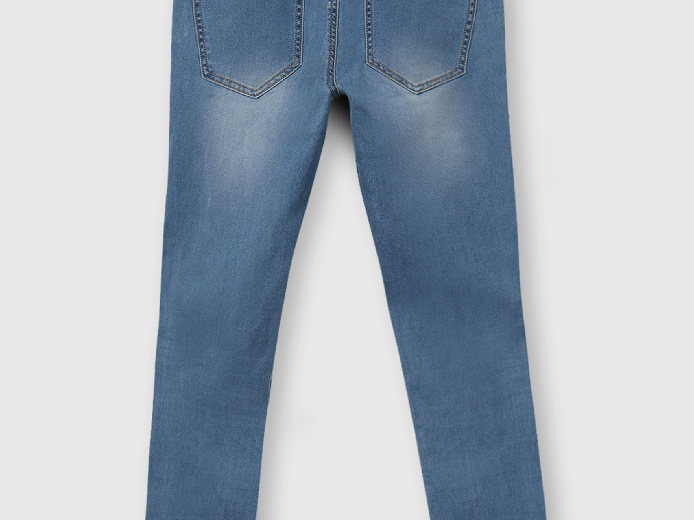 Cotton Ankle Length Denim with Distress image number 6