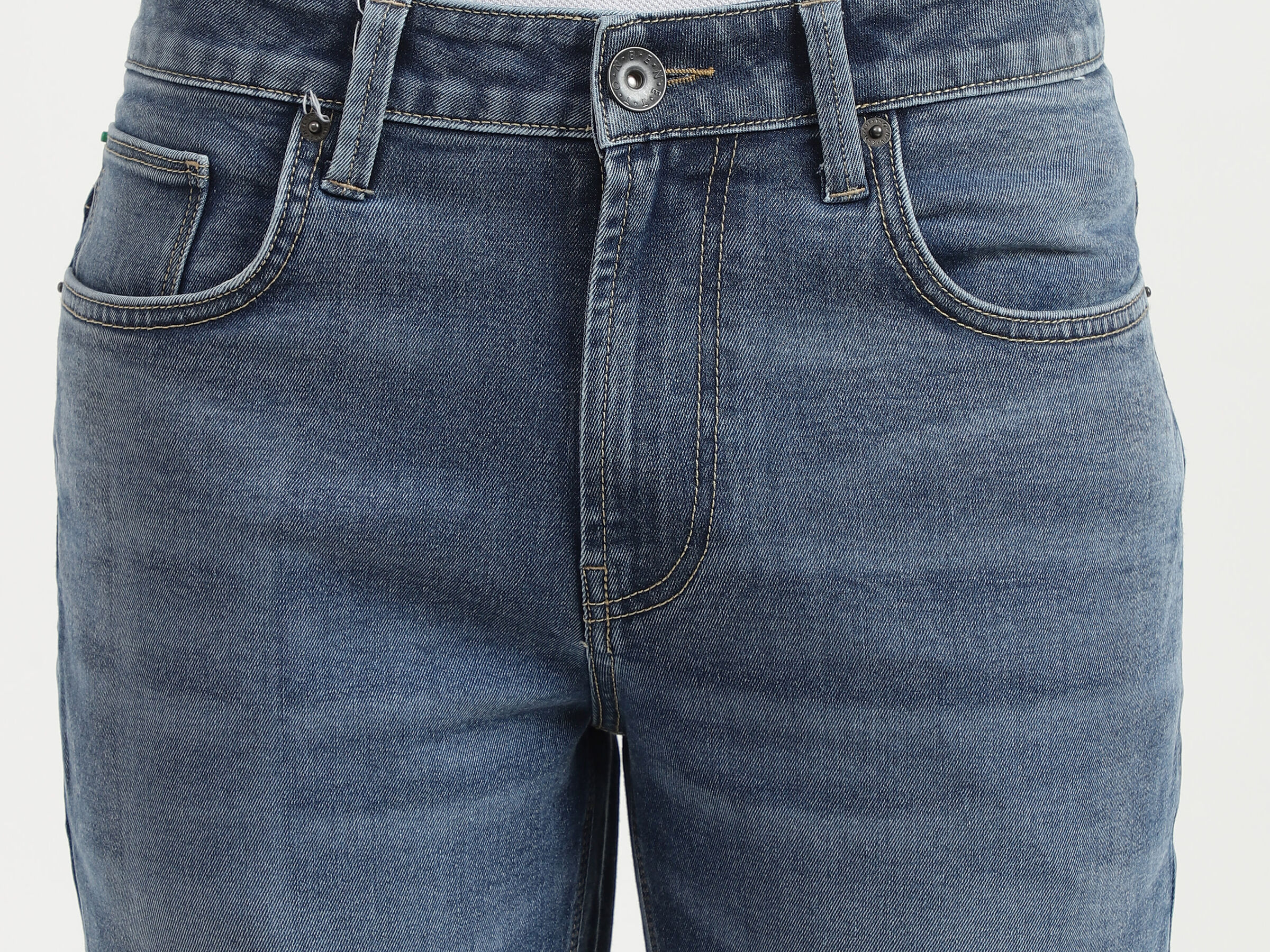 SKINNY MID BLUE COOLMAX JEANS image number 4