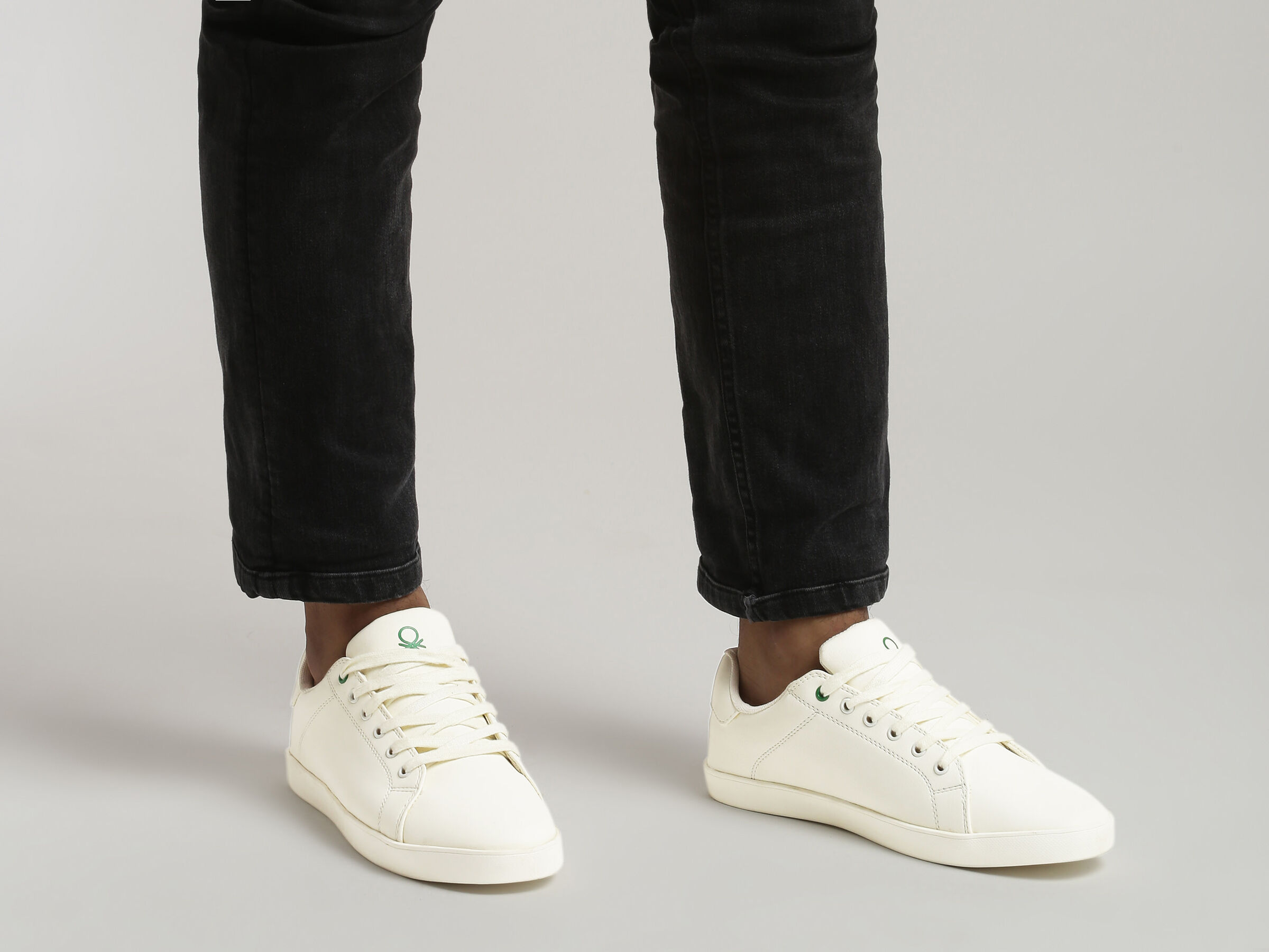 Basic PU Sneaker image number 4