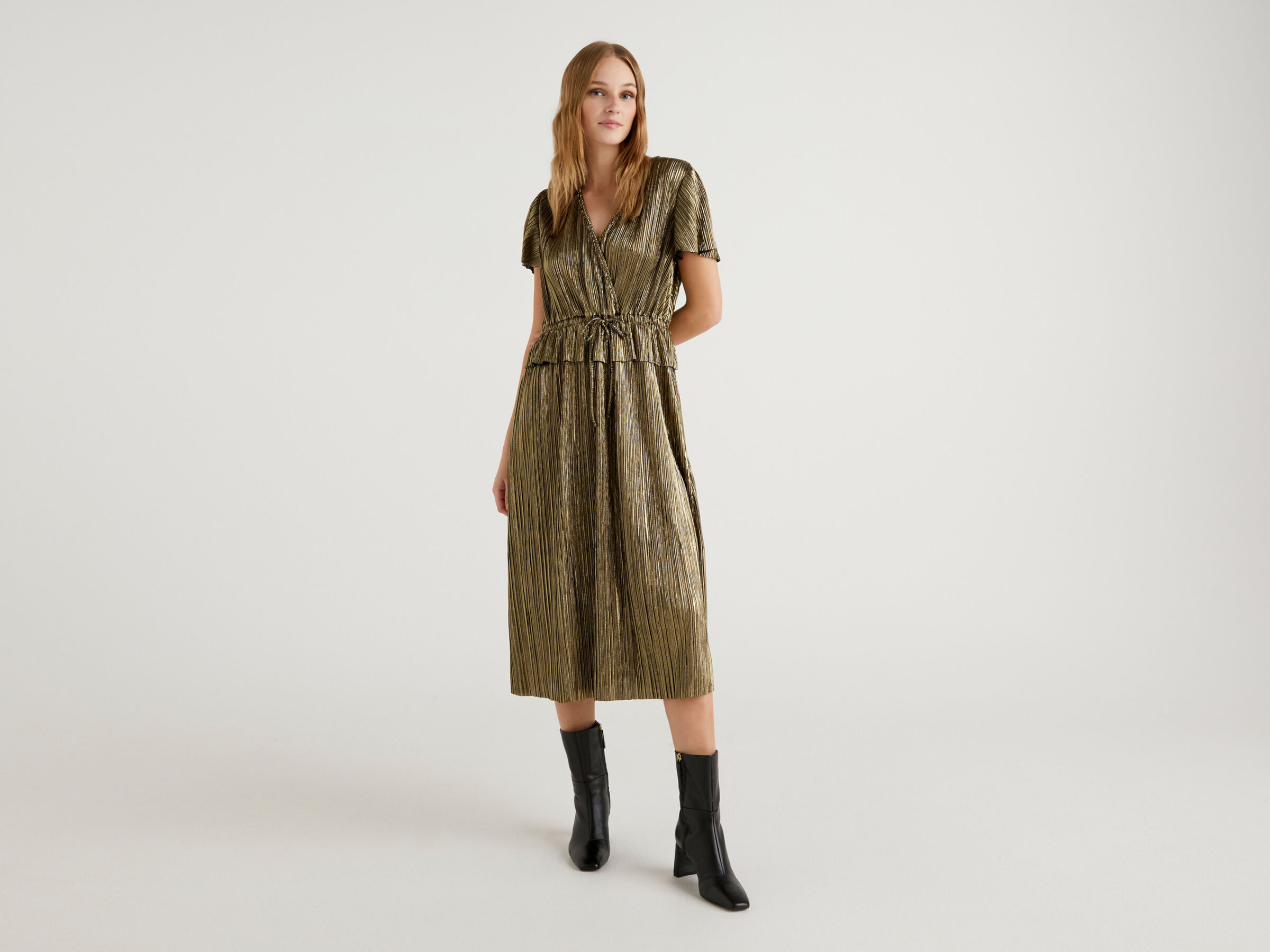DRESS image number 2