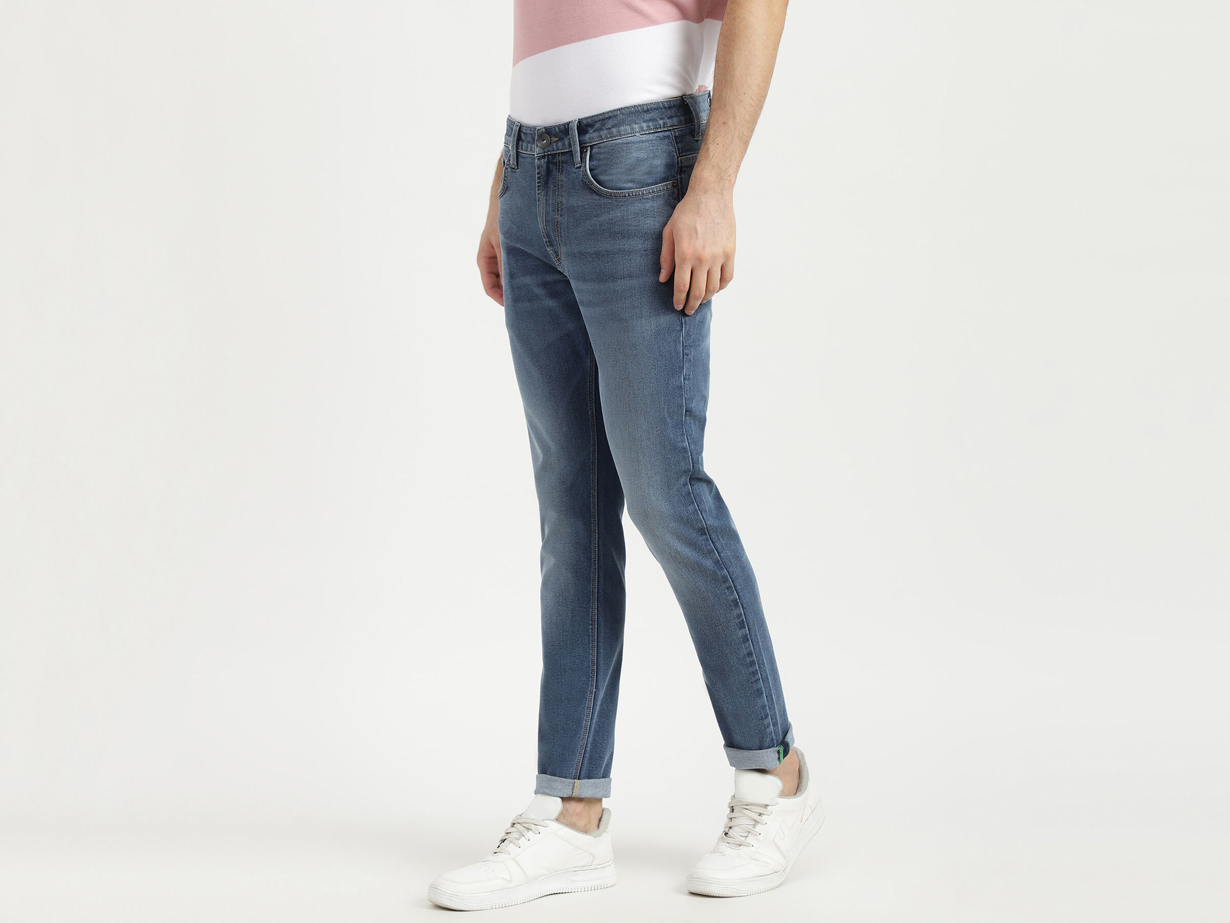 SKINNY MID BLUE COOLMAX JEANS image number 1