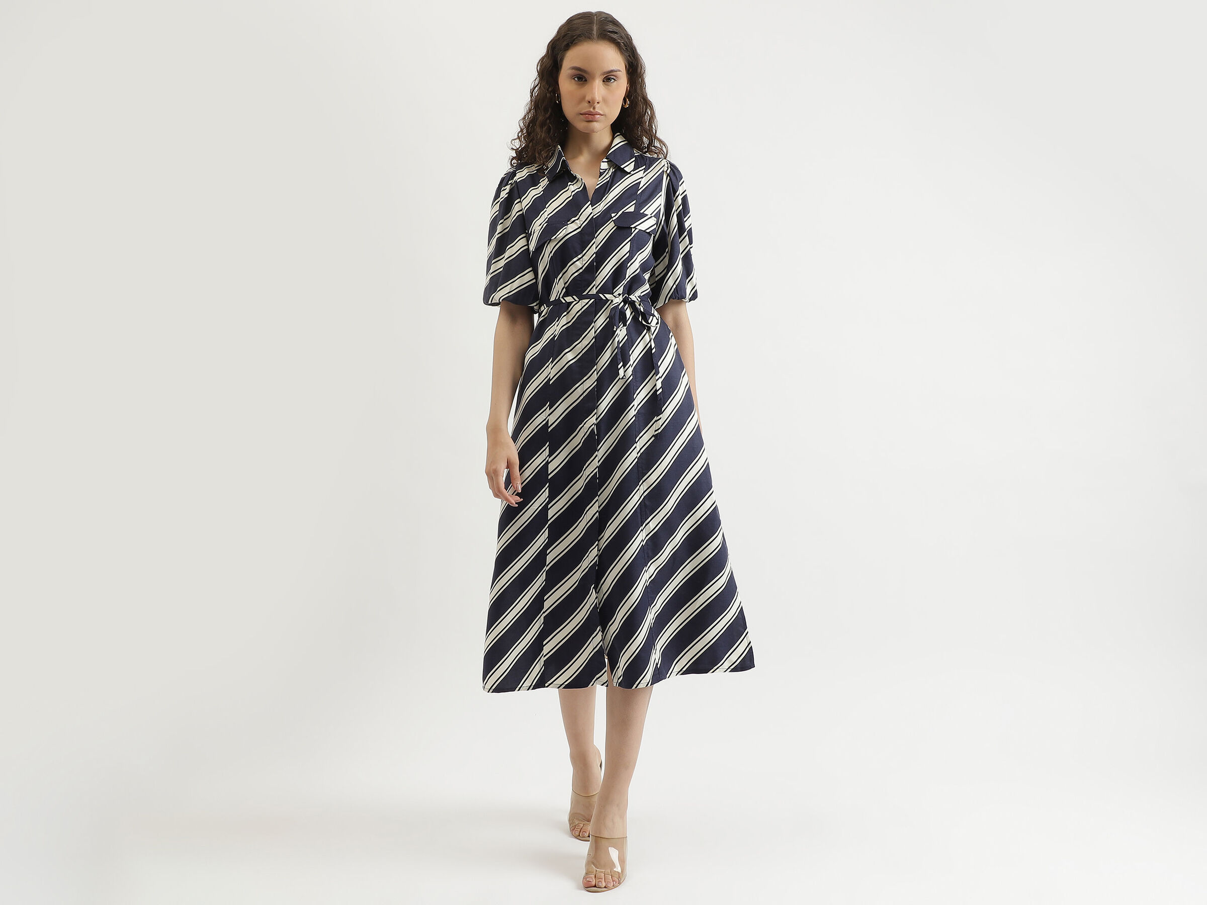 S/S DIAGONAL STRIPE SHIRT DRESS image number 3