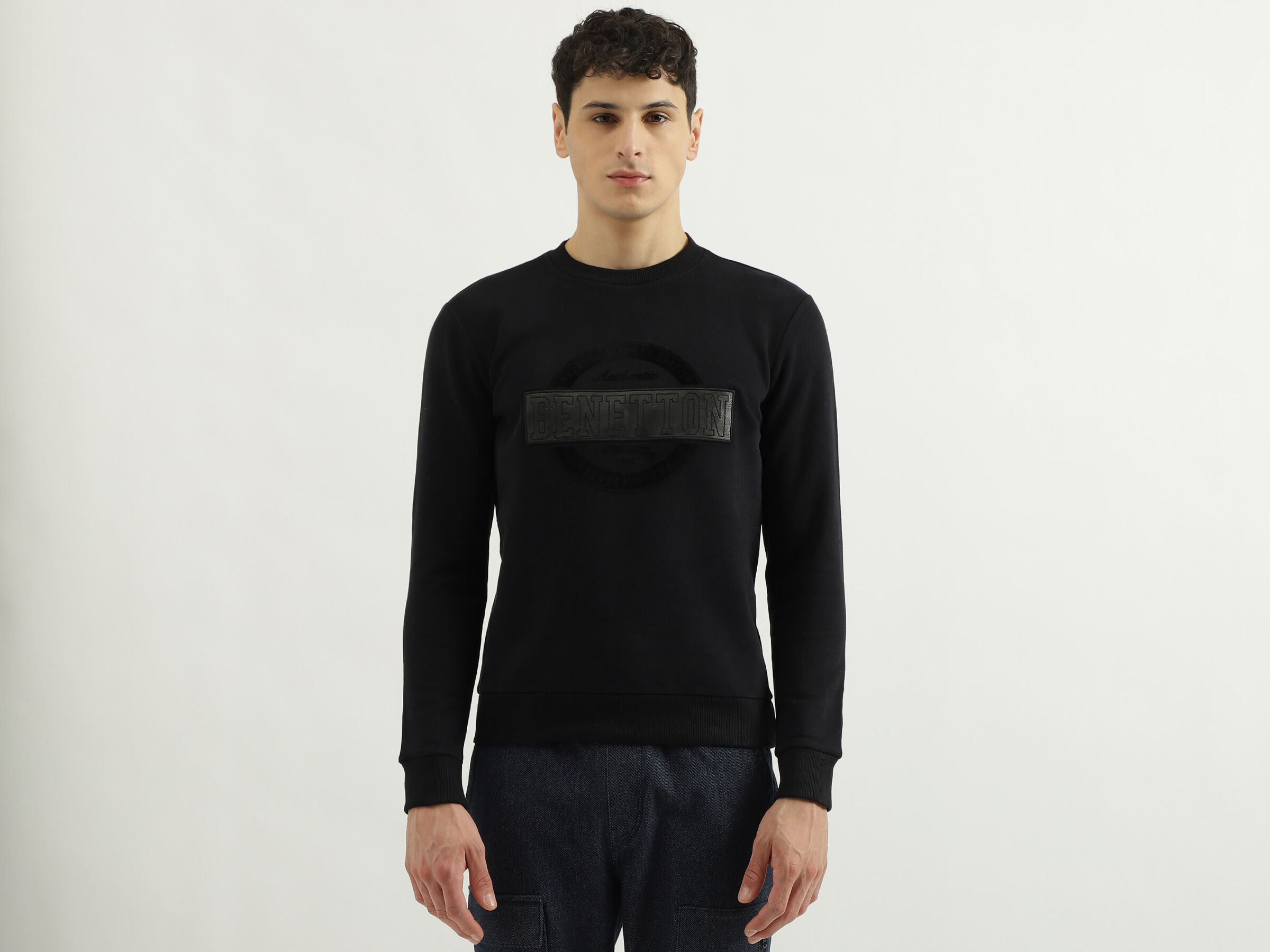 FAUX LEATHER PATCH BRANDING SWEAT image number 0