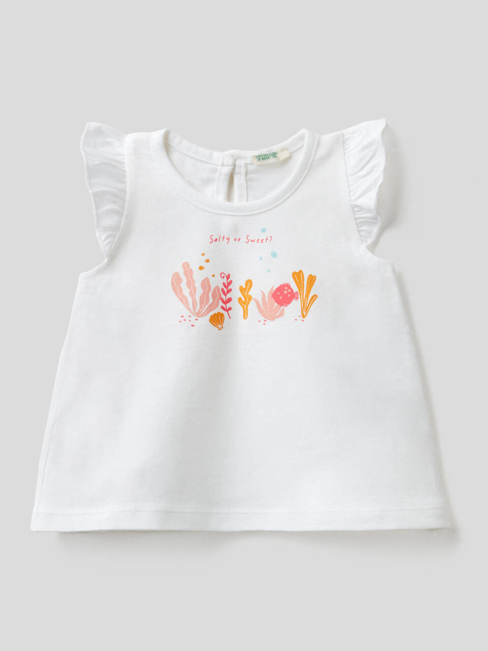 T-shirt with cap sleeves image number 1