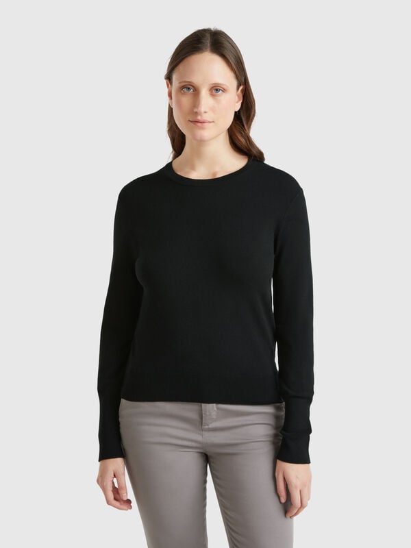 Slim fit sweater in viscose blend Women