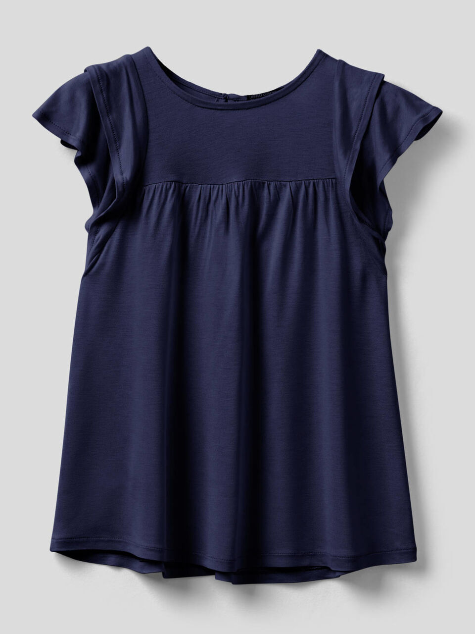 T-shirt with ruffles on the sleeves image number 1