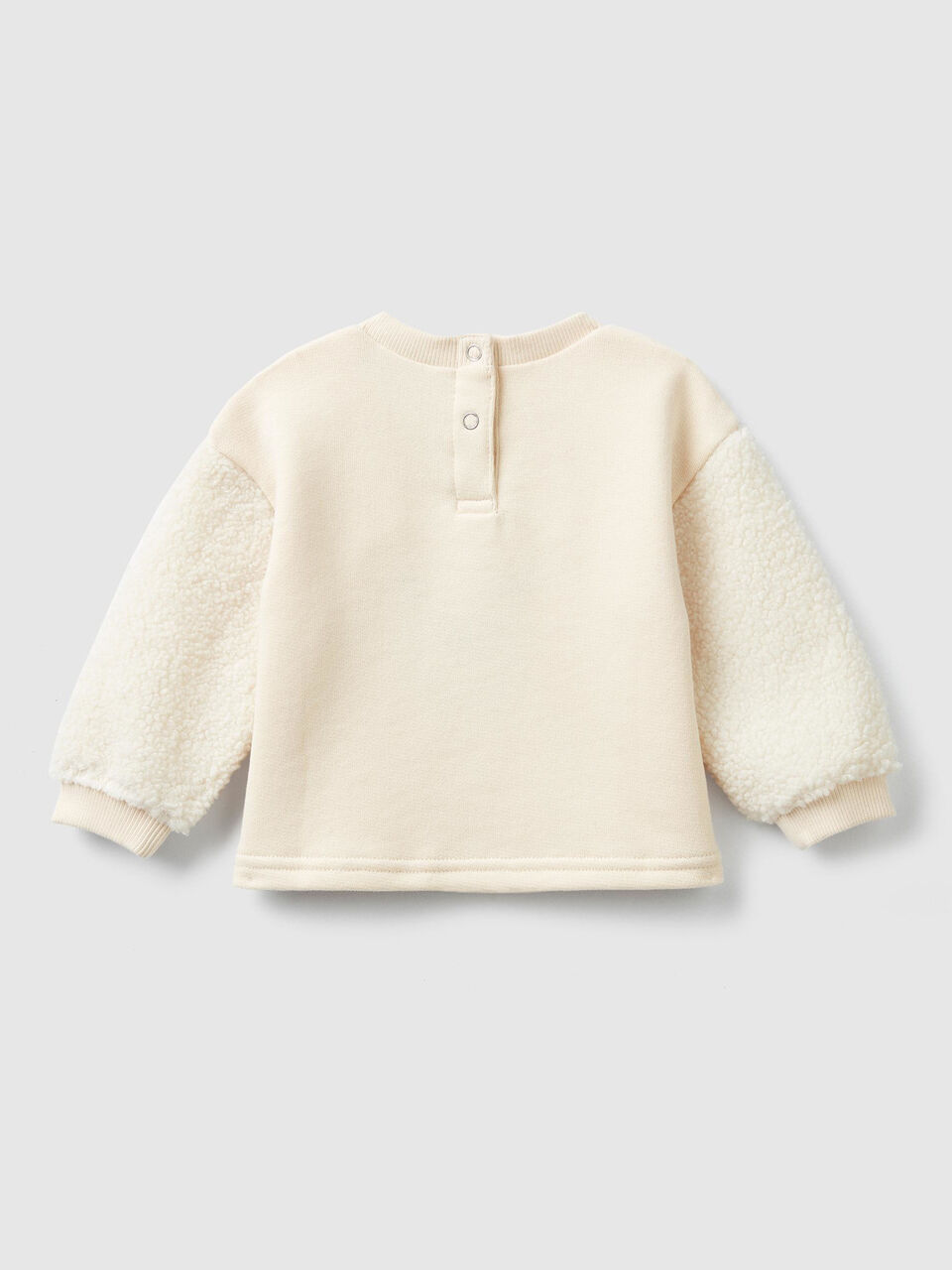Sweatshirt with fleece sleeves image number 2
