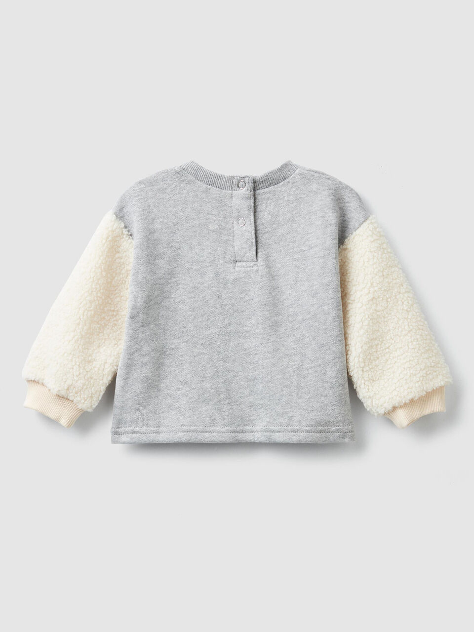 Sweatshirt with fleece sleeves image number 2