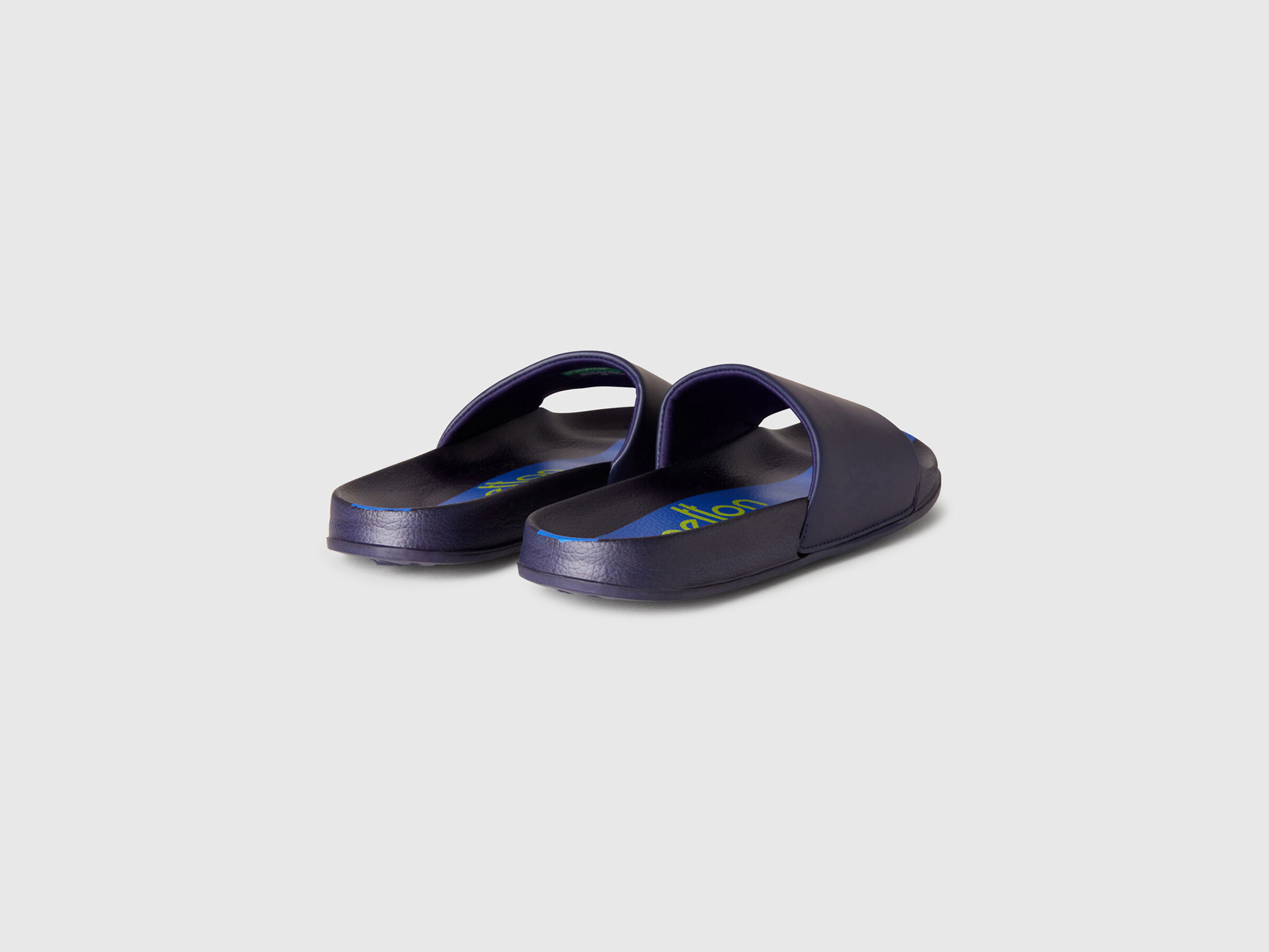 SLIPPERS Men image number 2