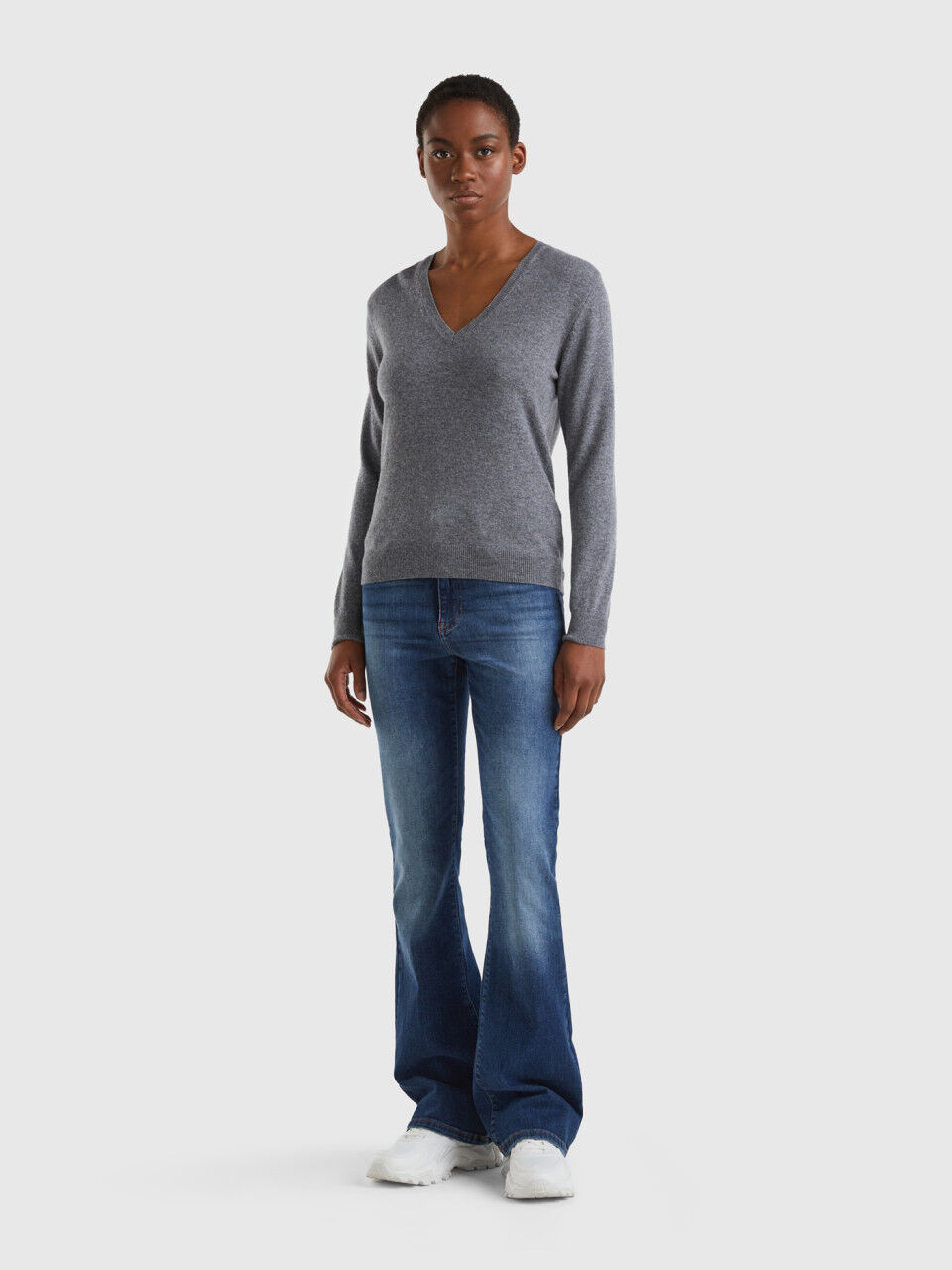 Merino wool v neck jumper shop