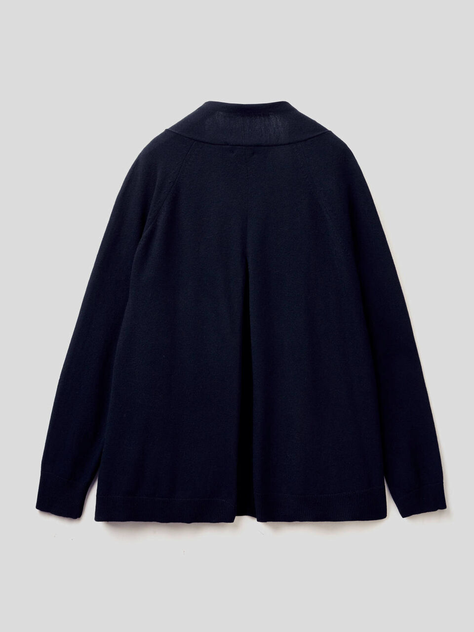 Cardigan with pleat on the back image number 2
