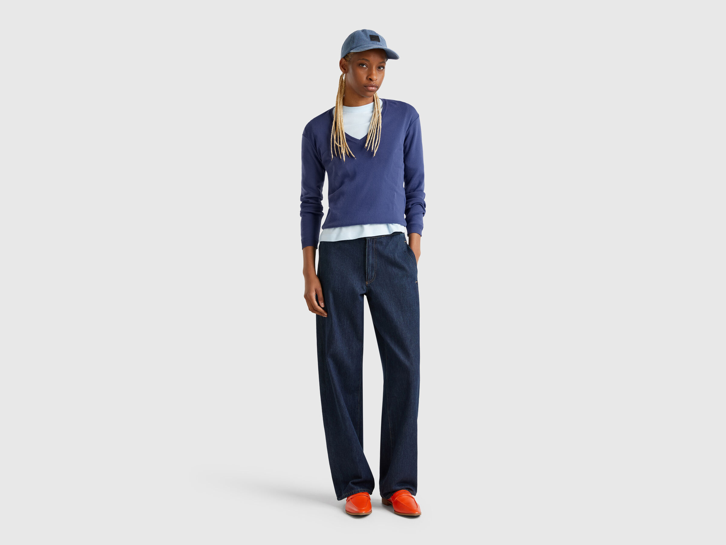 V NECK SWEATER L/S Women image number 2