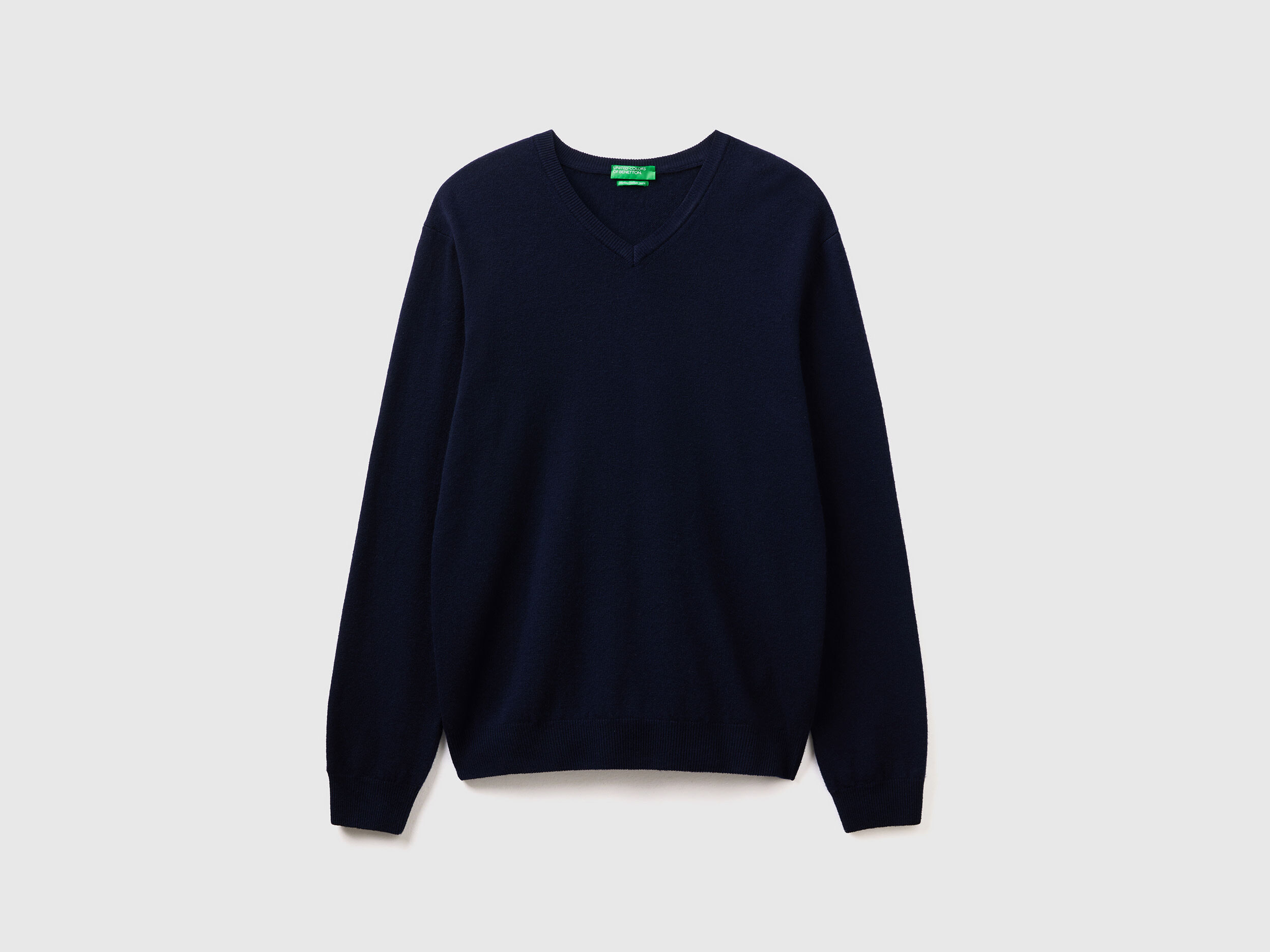 Navy v clearance neck sweatshirt