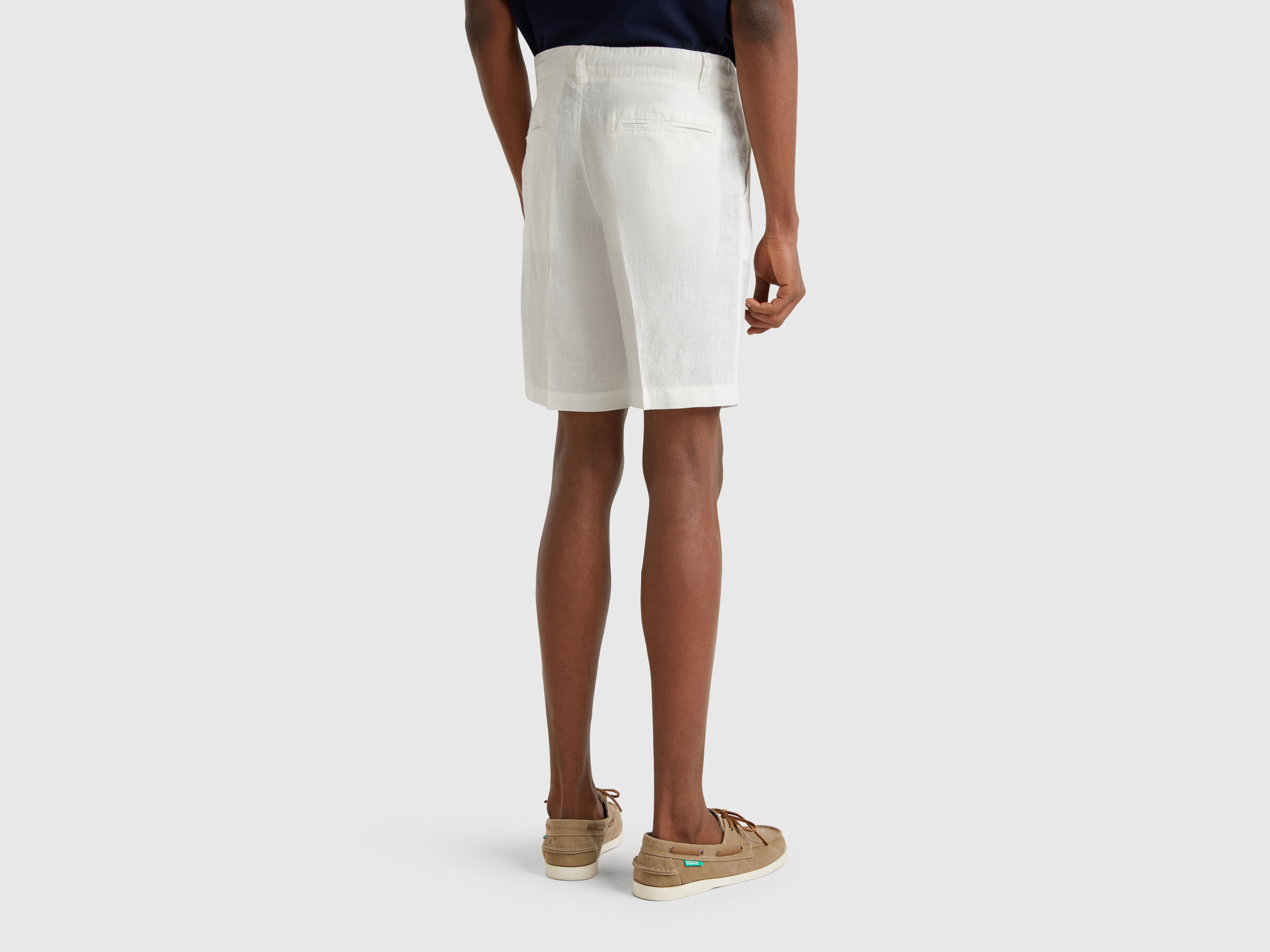 SHORTS Men image number 1