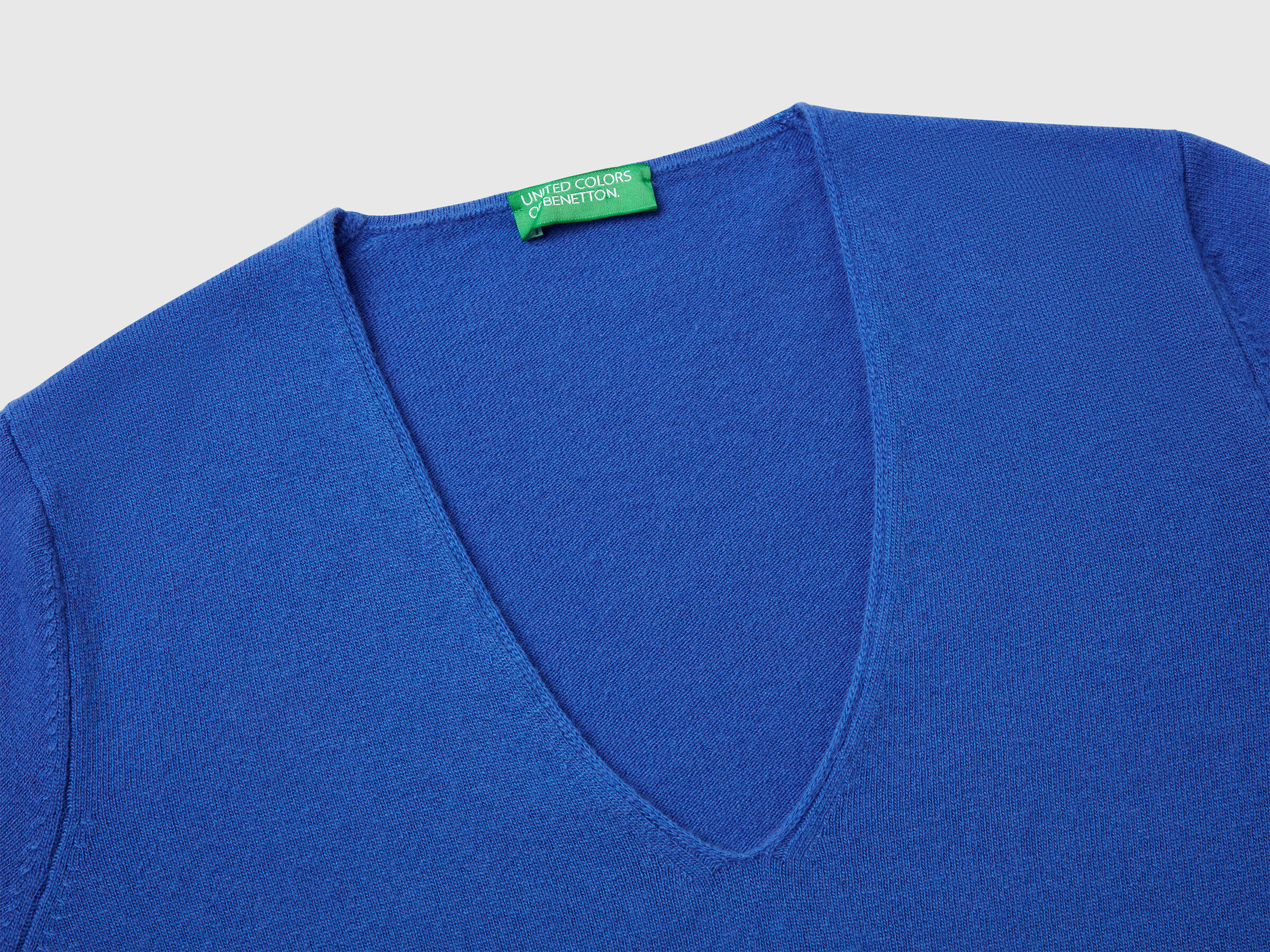 V NECK SWEATER L/S Women image number 5